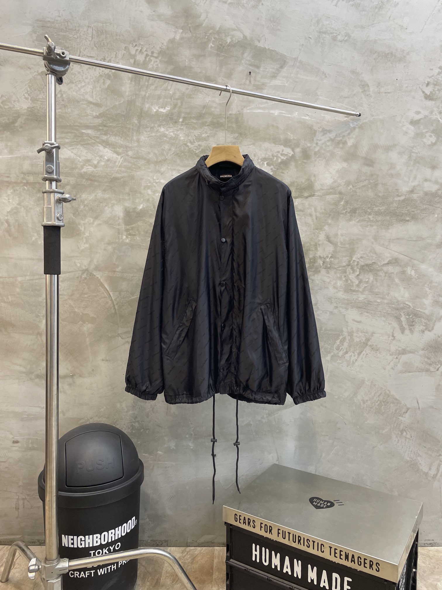 Balenciaga BLCG 발렌시아가 후드 바람막이 자켓 의류