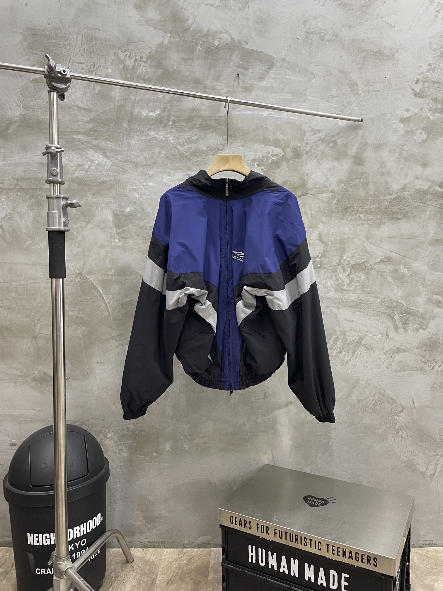 Balenciaga BLCG 발렌시아가 바람막이 자켓 의류