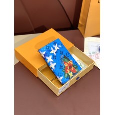 LV 루이비통 여권 케이스 여권지갑 지갑