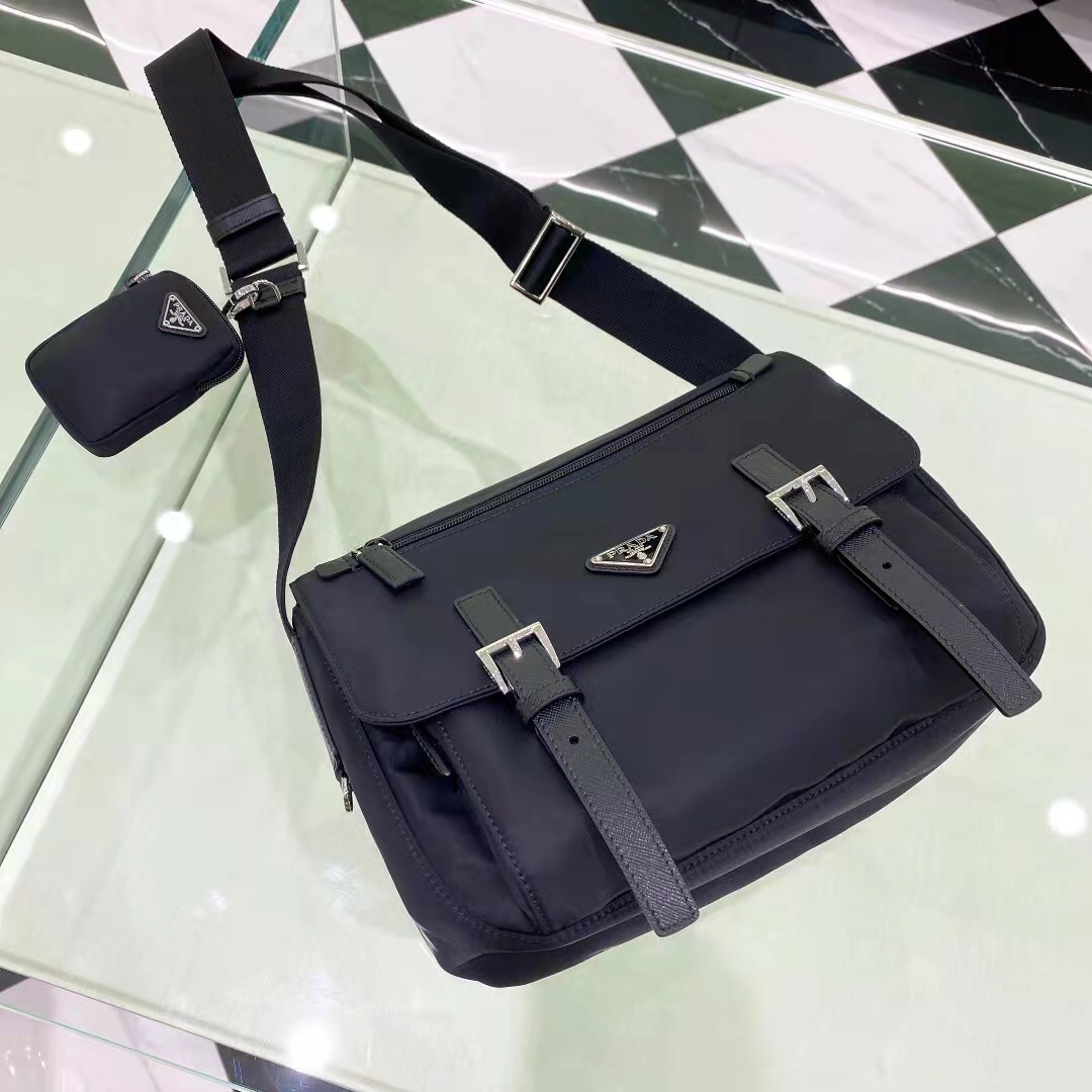 PRADA 프라다 메신저백 크로스백 가방