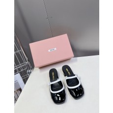miumiu 미우미우 페이던트 가죽 펌프스 뮬 슬리퍼 샌들 여성 구두 신발