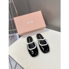 miumiu 미우미우 페이던트 가죽 펌프스 뮬 슬리퍼 샌들 여성 구두 신발