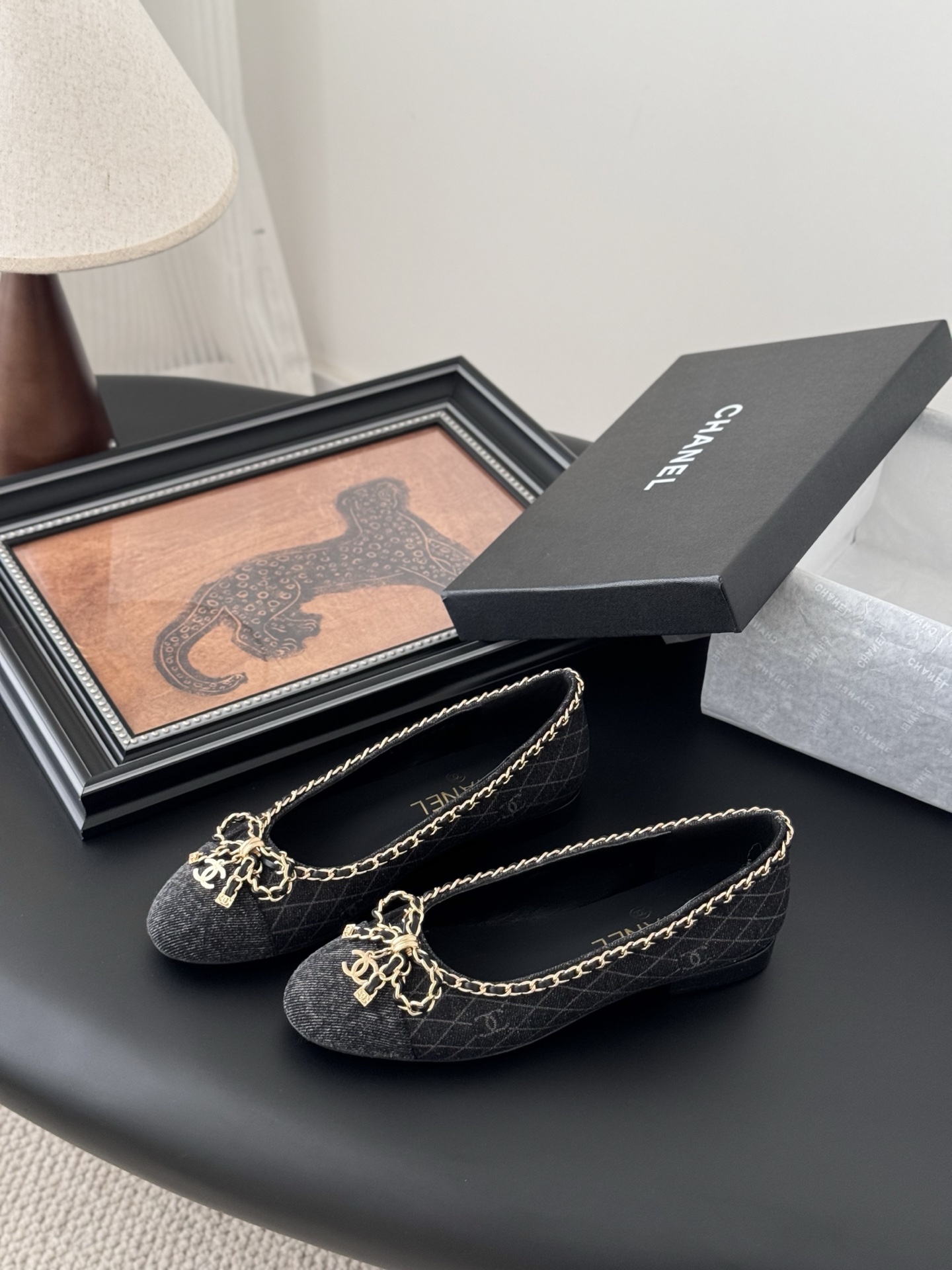 chanel 샤넬 25K 신상 체인 더블 C 통굽 단화 플랫 슈즈 신발