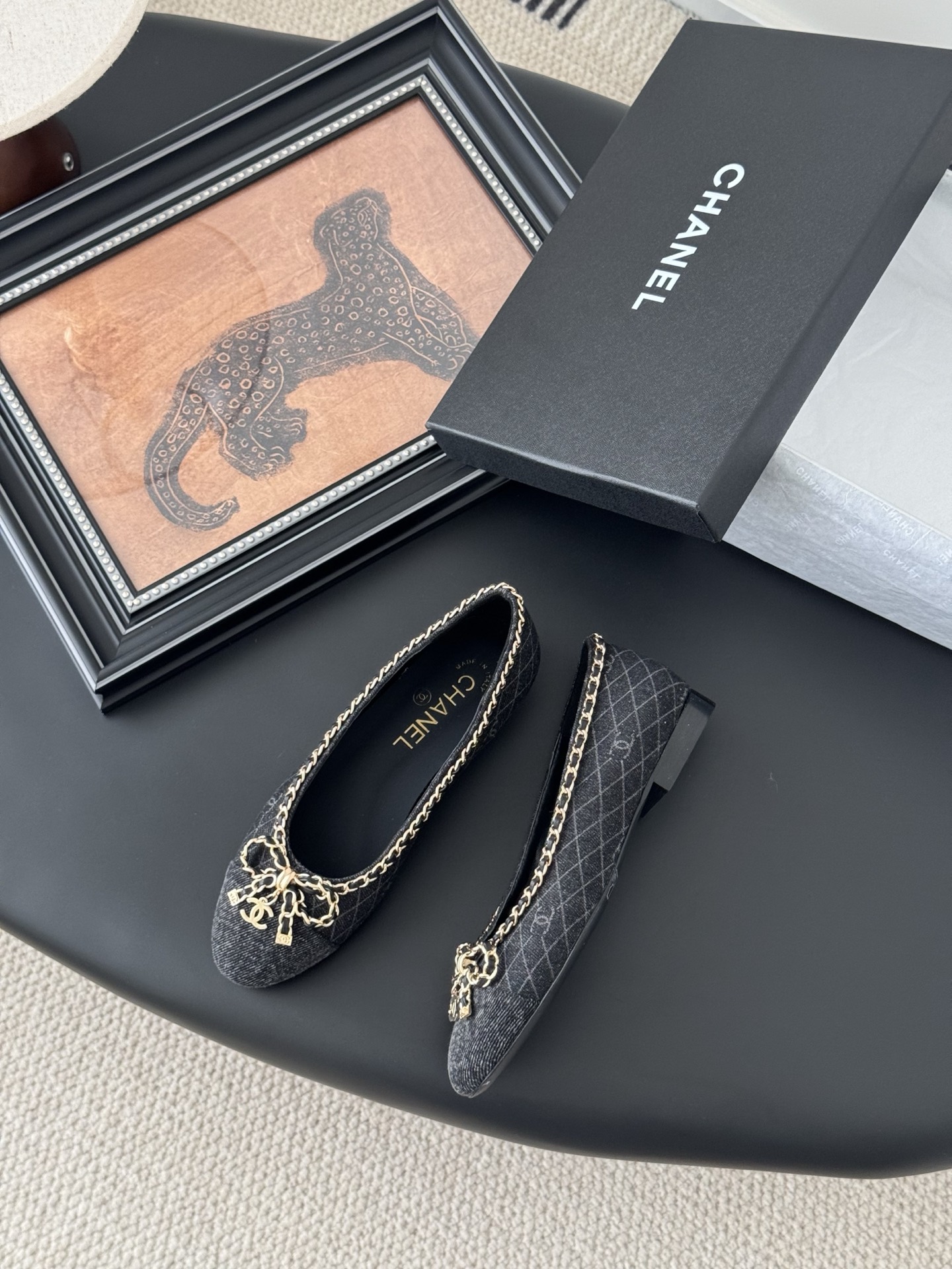 chanel 샤넬 25K 신상 체인 더블 C 통굽 단화 플랫 슈즈 신발