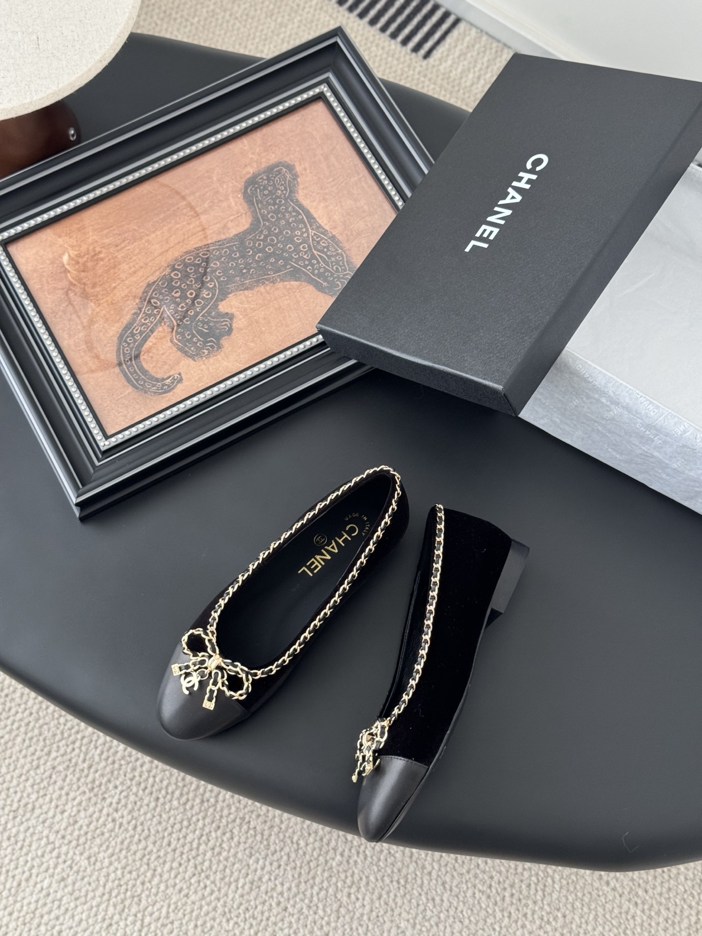 chanel 샤넬 25K 신상 체인 더블 C 통굽 단화 플랫 슈즈 신발