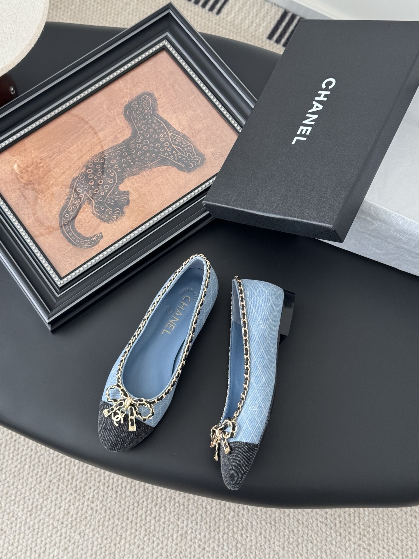 chanel 샤넬 25K 신상 체인 더블 C 통굽 단화 플랫 슈즈 신발