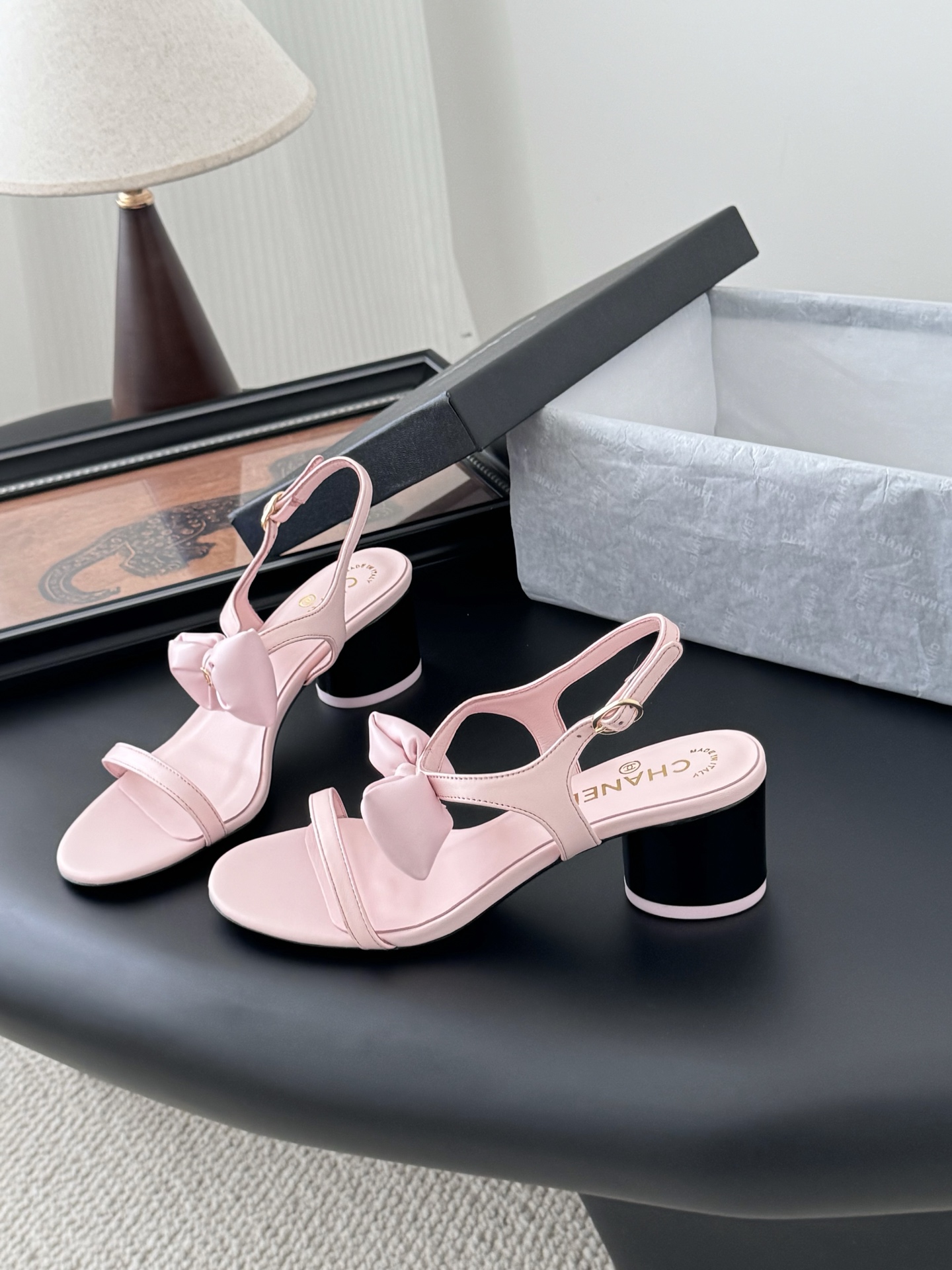 Chanel 샤넬 통굽 힐 샌들 구두 신발