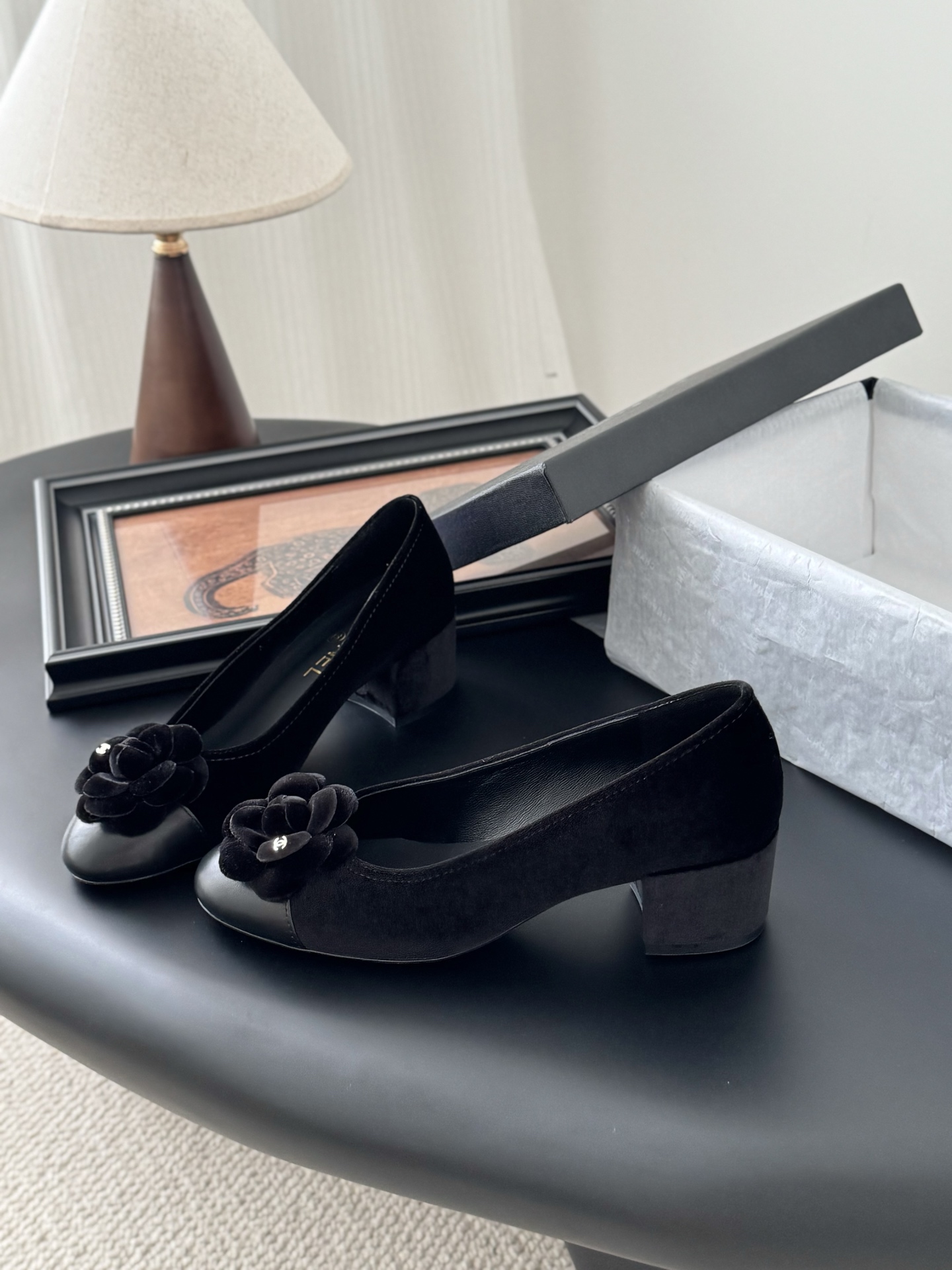 CHANEL 샤넬 25K 플랫 슈즈 단화 신발