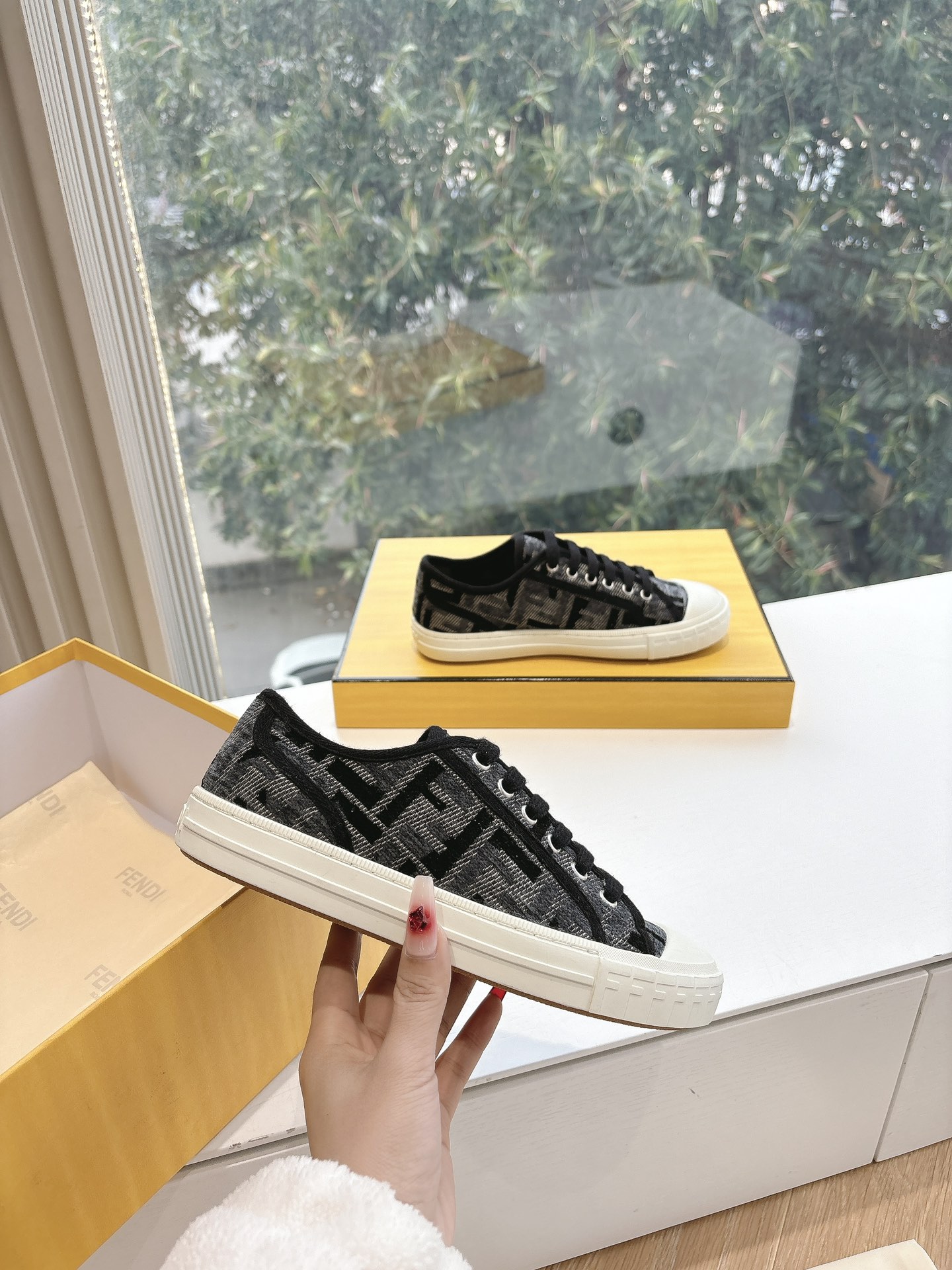 Fendi 펜디 스니커즈 신발