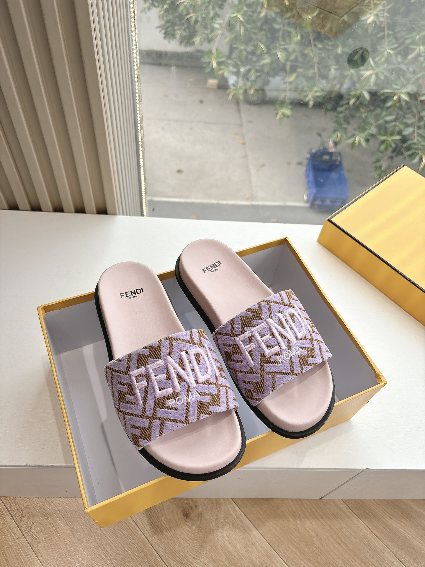 Fendi 펜디 샌들 슬리퍼 신발