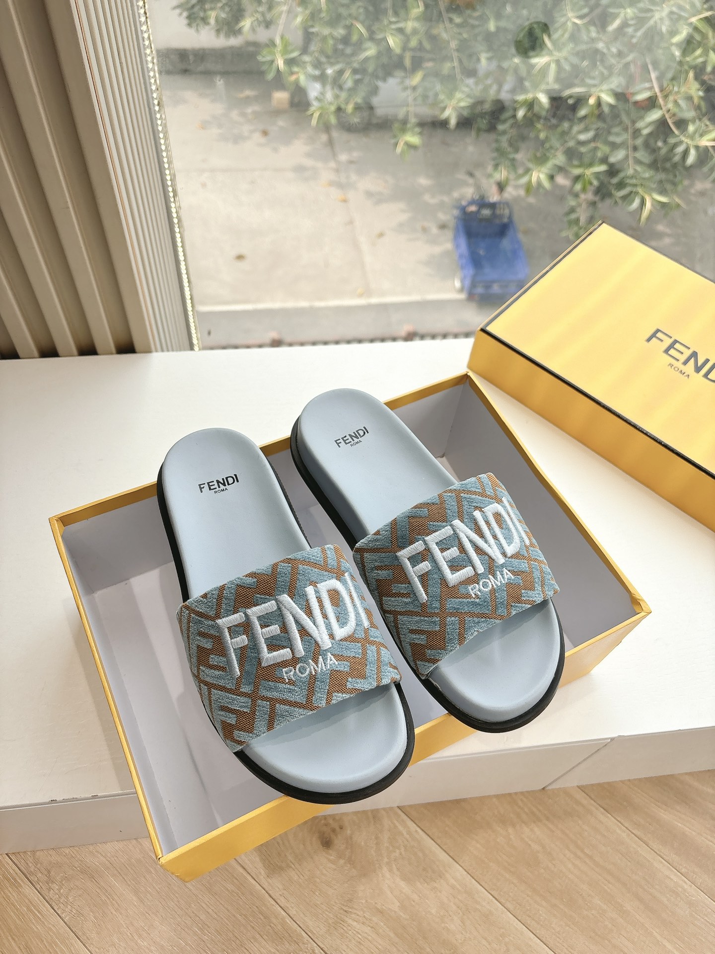 Fendi 펜디 샌들 슬리퍼 신발