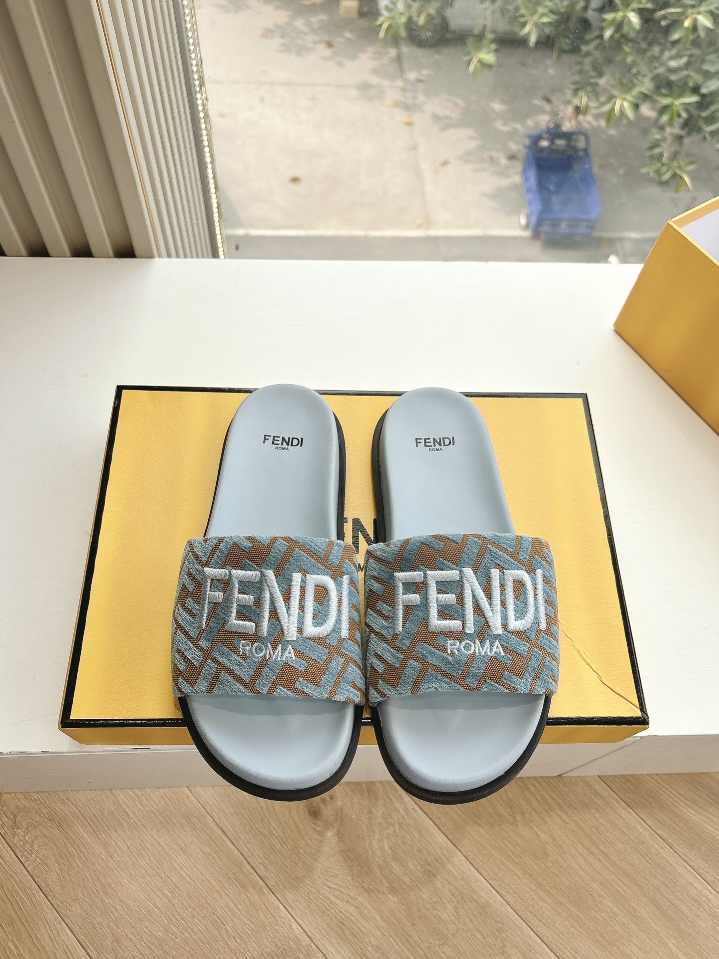 Fendi 펜디 샌들 슬리퍼 신발
