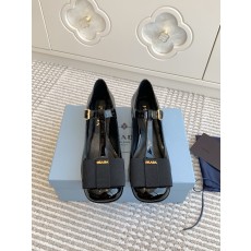 PRADA 프라다 통굽 힐 슈즈 구두 단화 신발
