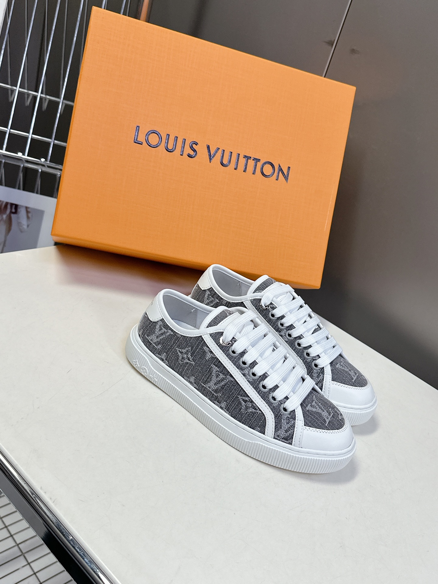 LV 루이비통 스니커즈 신발