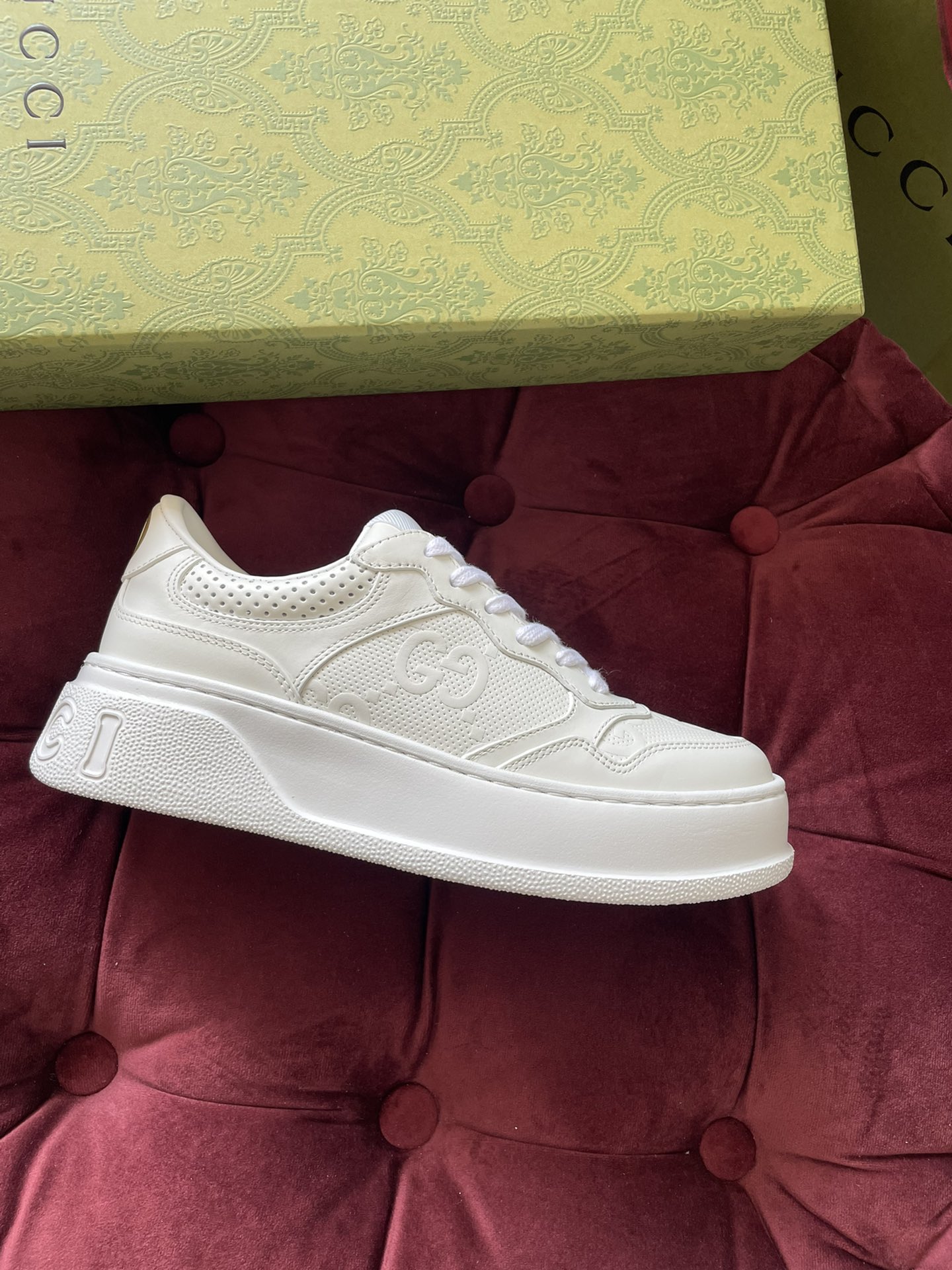 GUCCI 구찌 스니커즈 신발