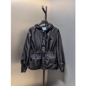 PRADA 프라다 바람막이 자켓 의류