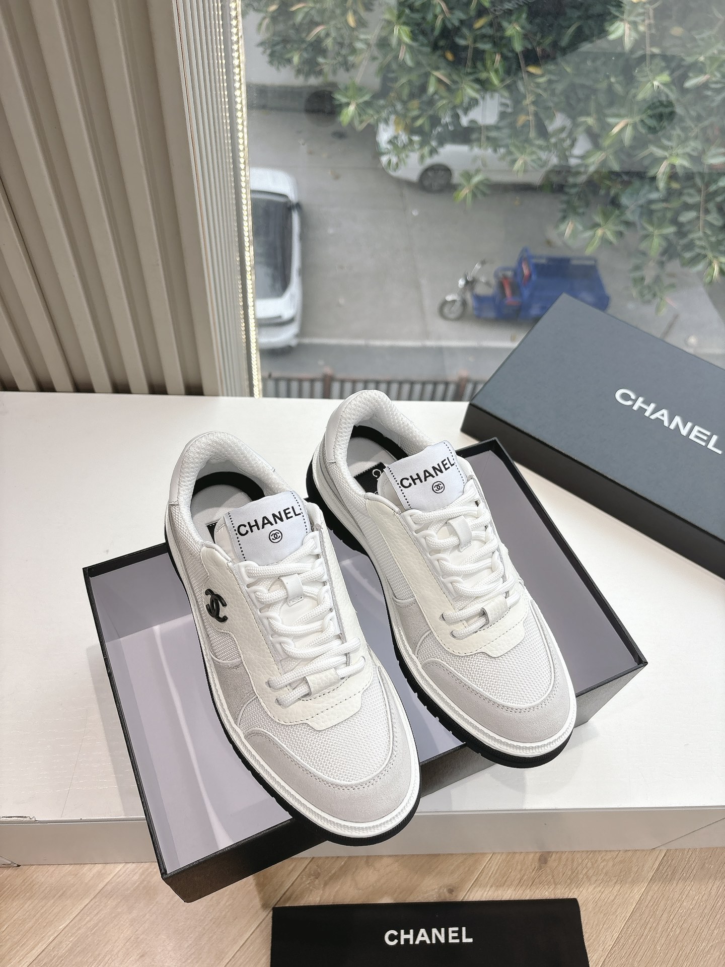 CHANEL 샤넬 스니커즈 신발