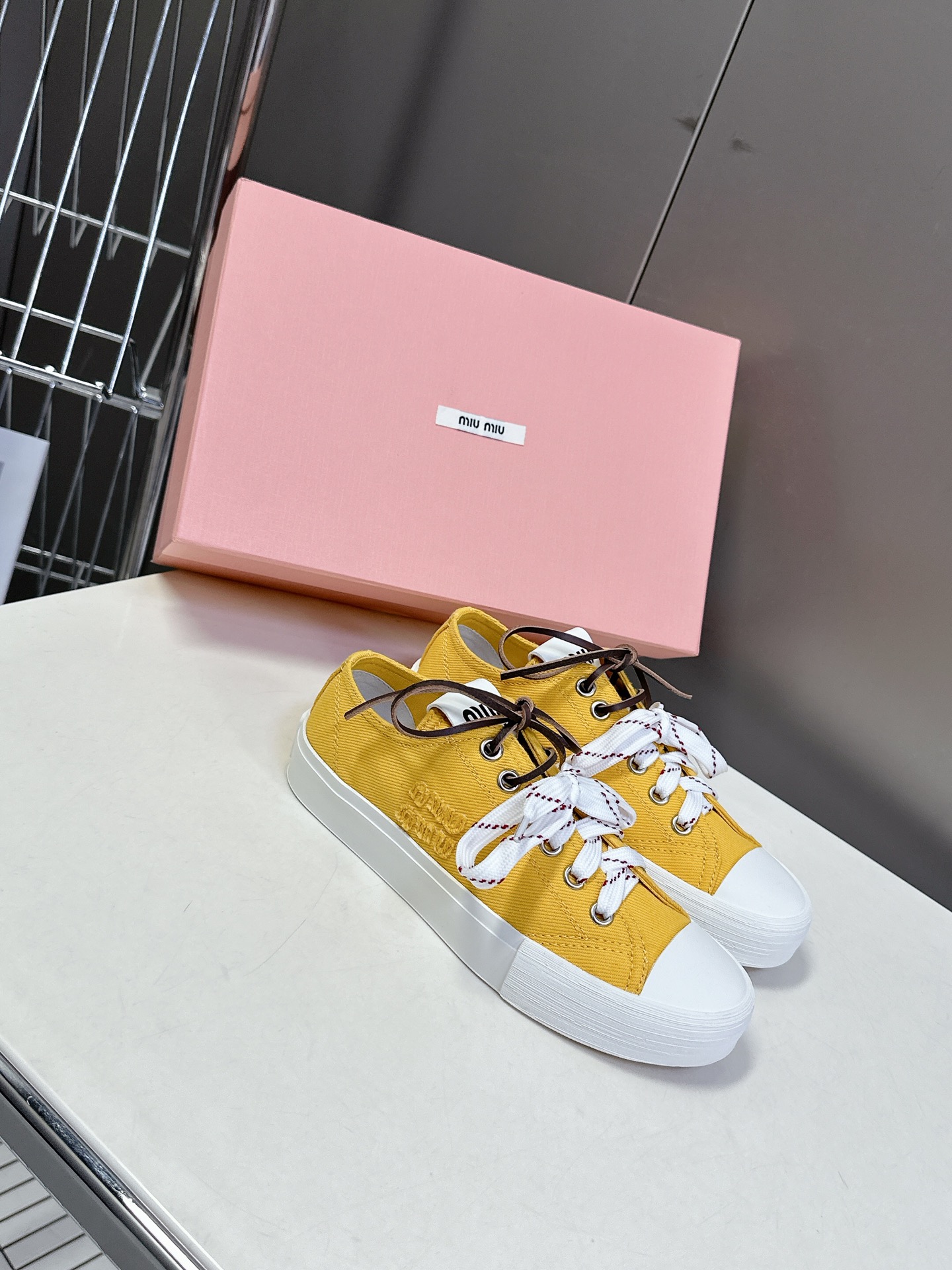 miumiu 미우미우 스니커즈 신발