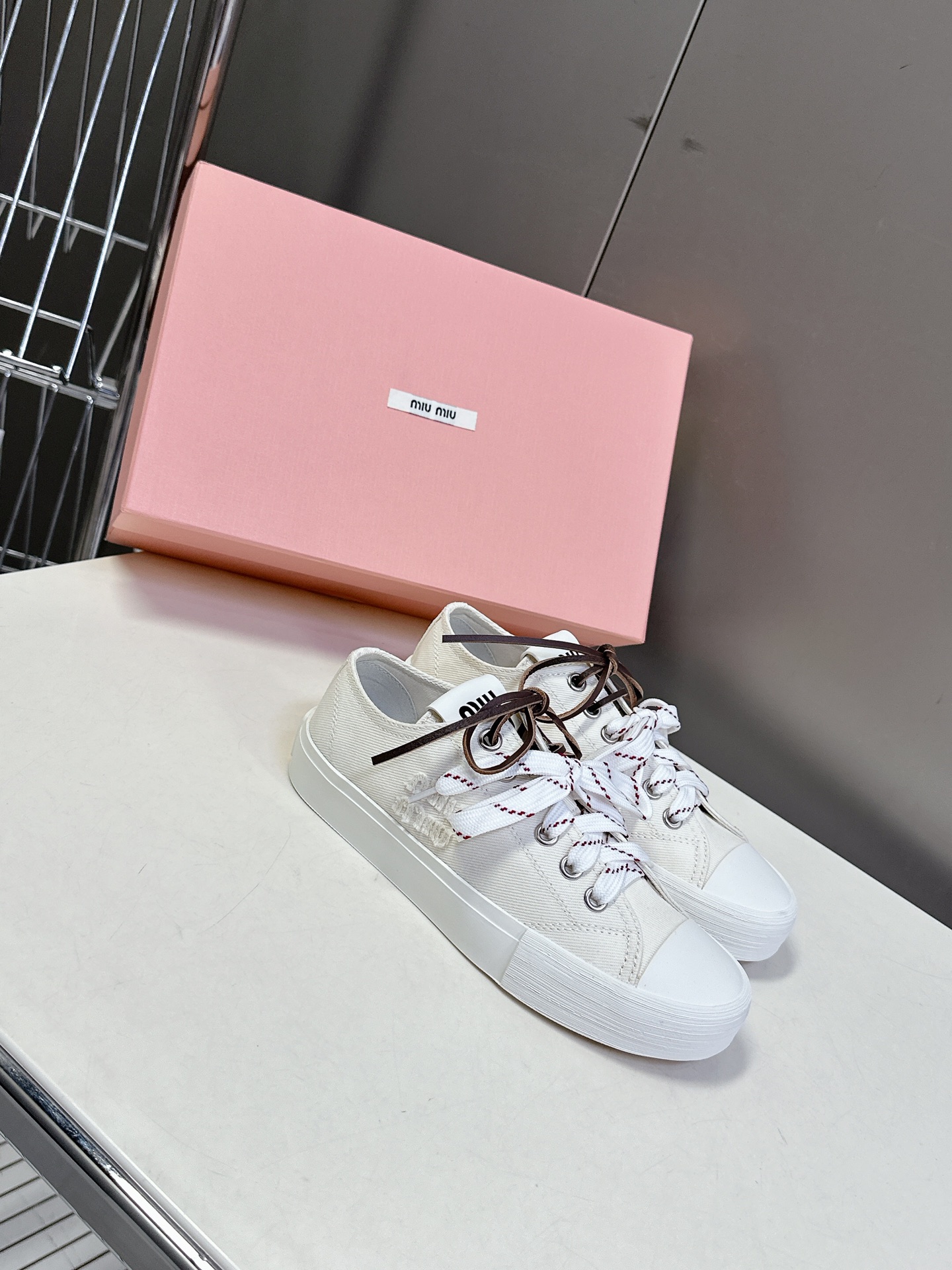 miumiu 미우미우 스니커즈 신발