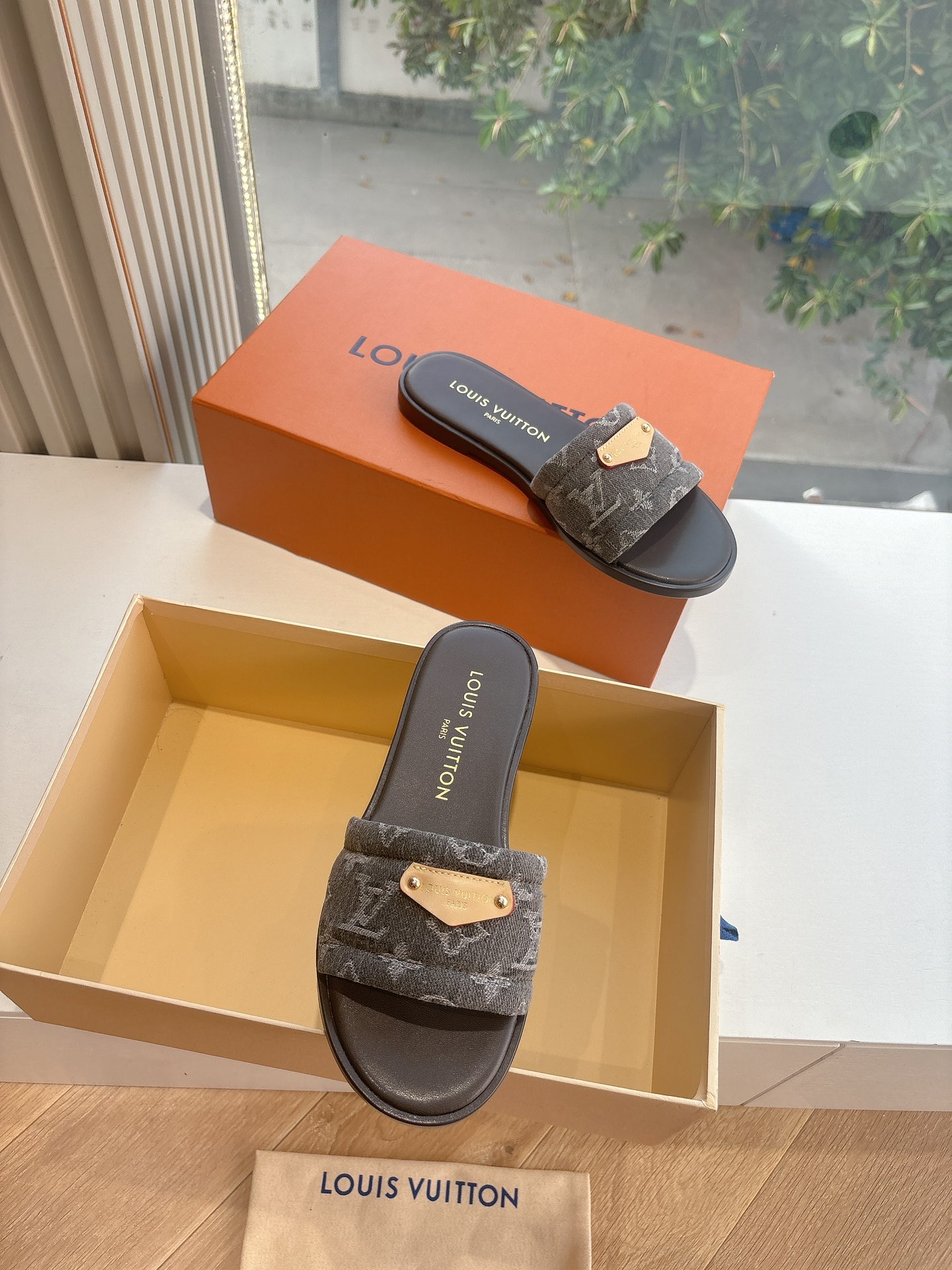 LV 루이비통 슬리퍼 플랫 샌들 신발