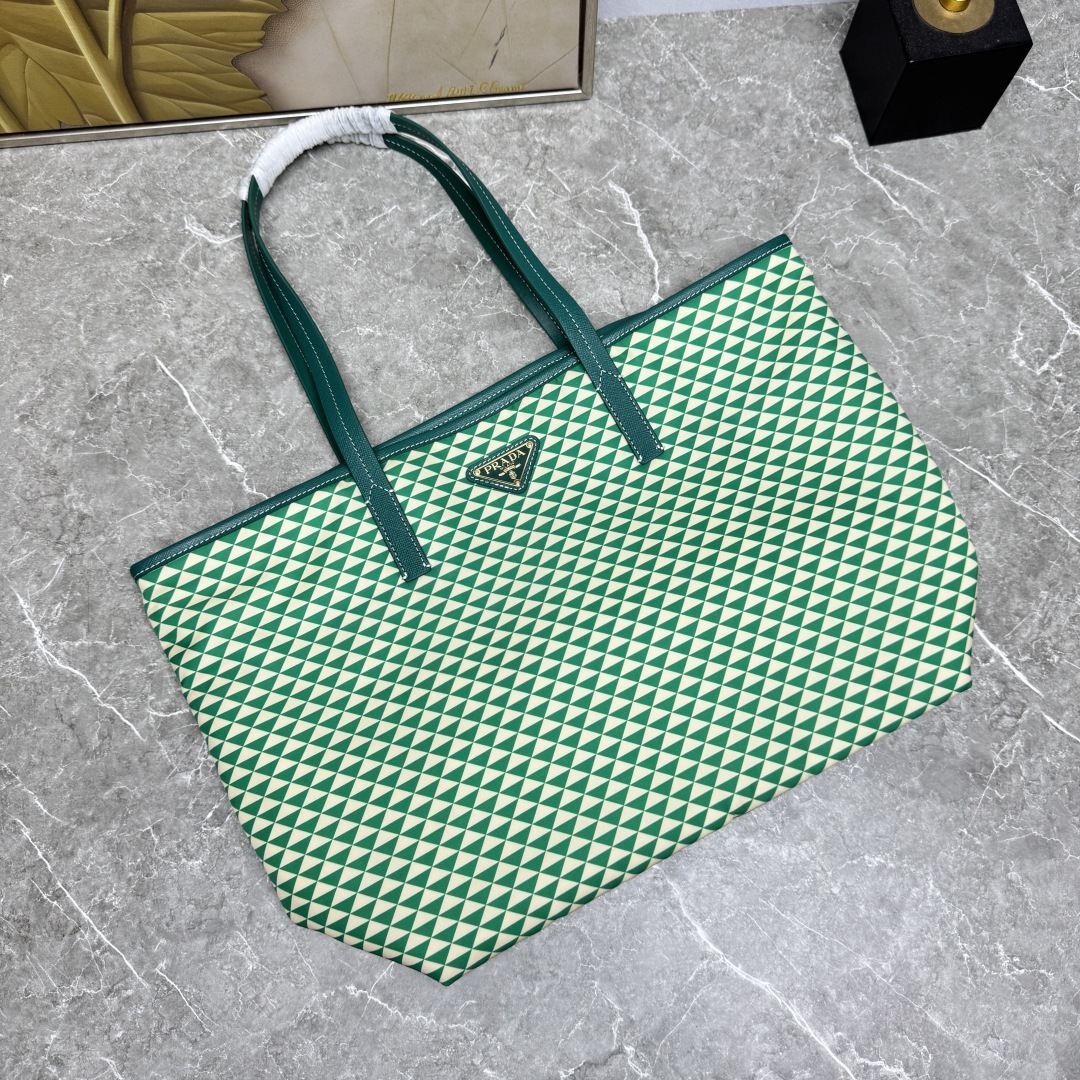 PRADA 프라다 쇼퍼백 토트백 가방