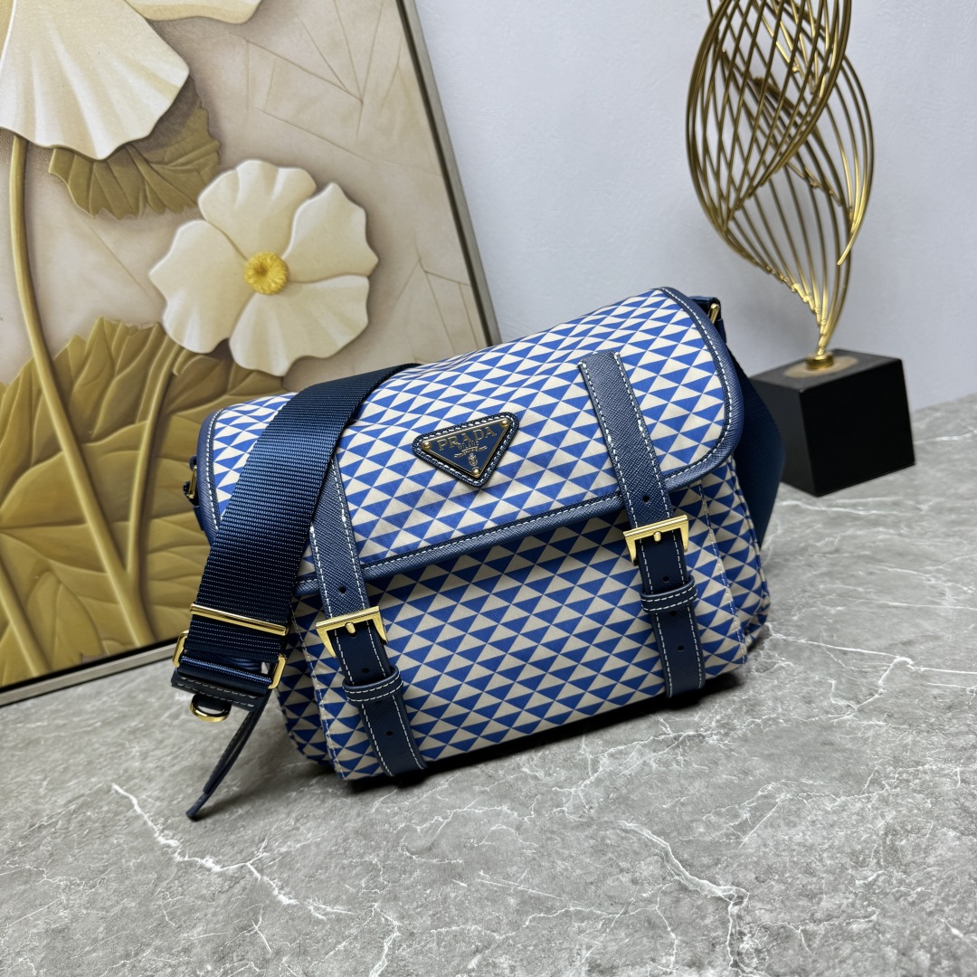 PRADA 프라다 메신저백 크로스백 가방