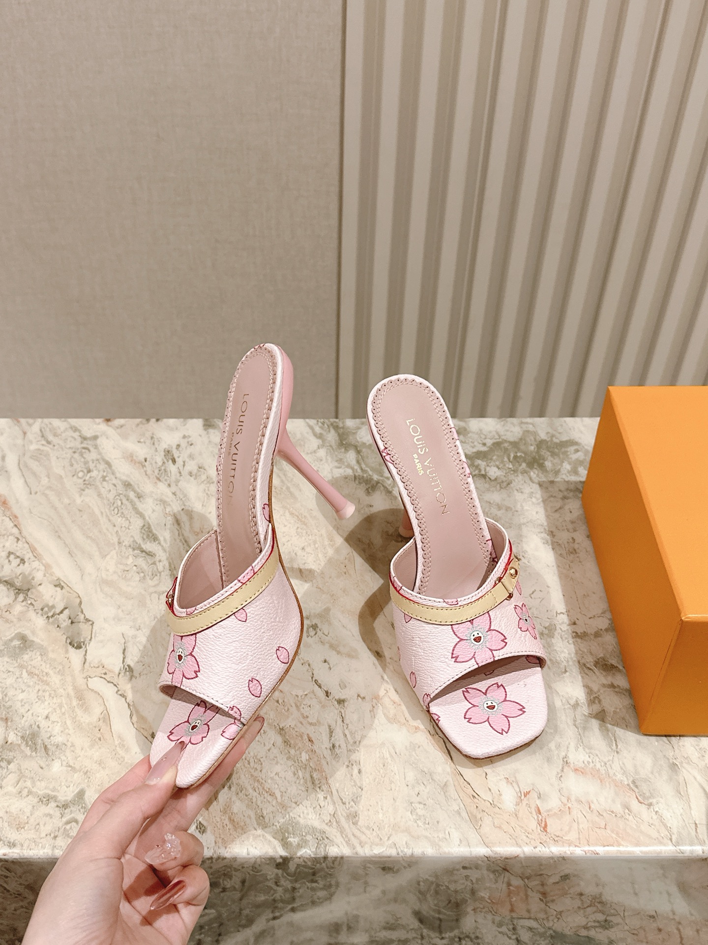 LV 루이비통 샌들 슬리퍼 신발