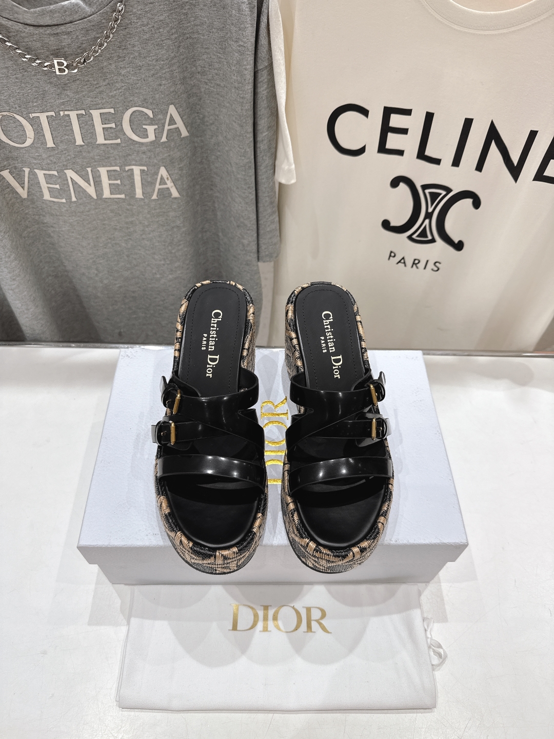 Dior CD 디올 통굽 샌들 슬리퍼 신발