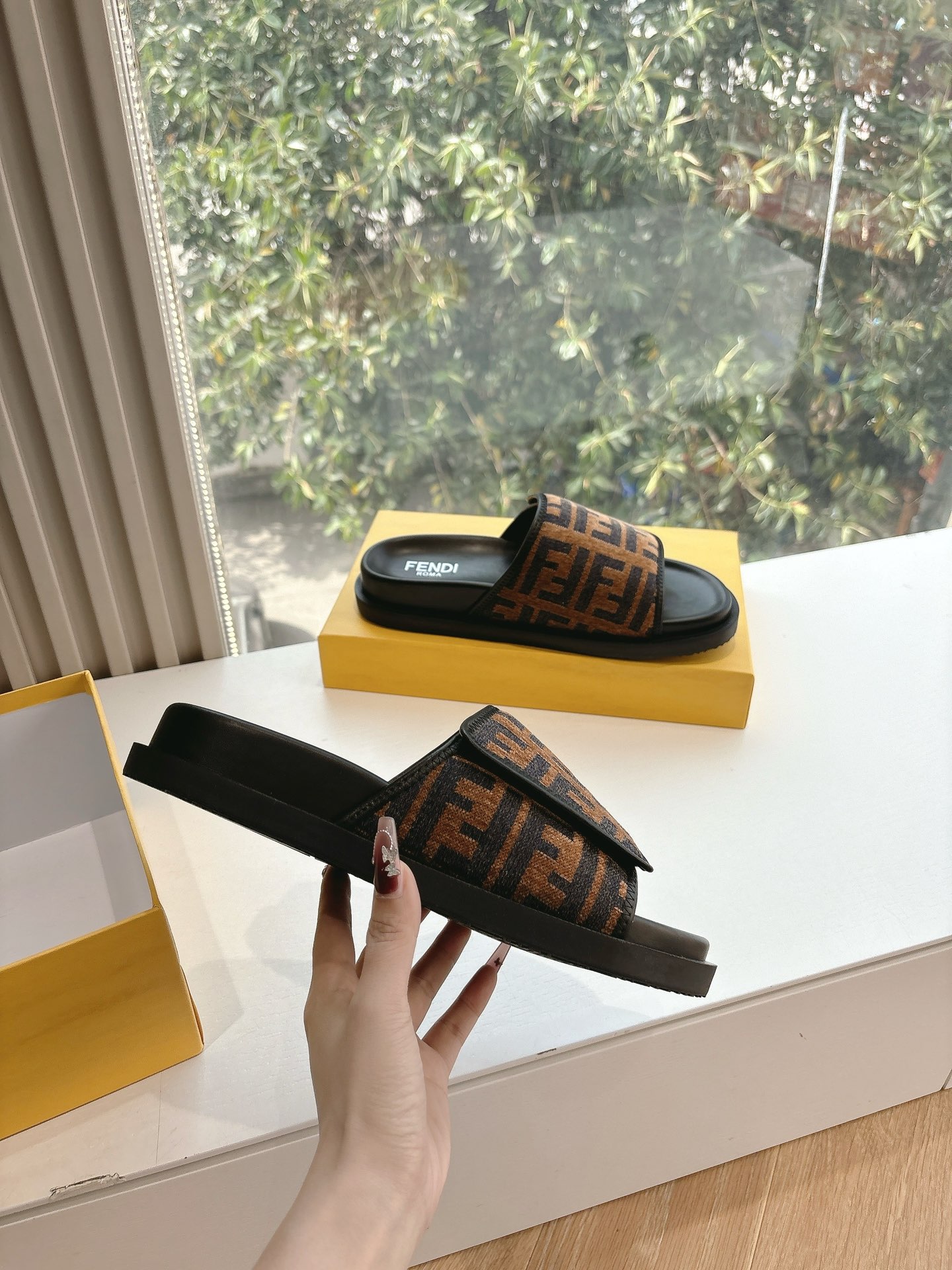Fendi 펜디 샌들 슬리퍼 신발
