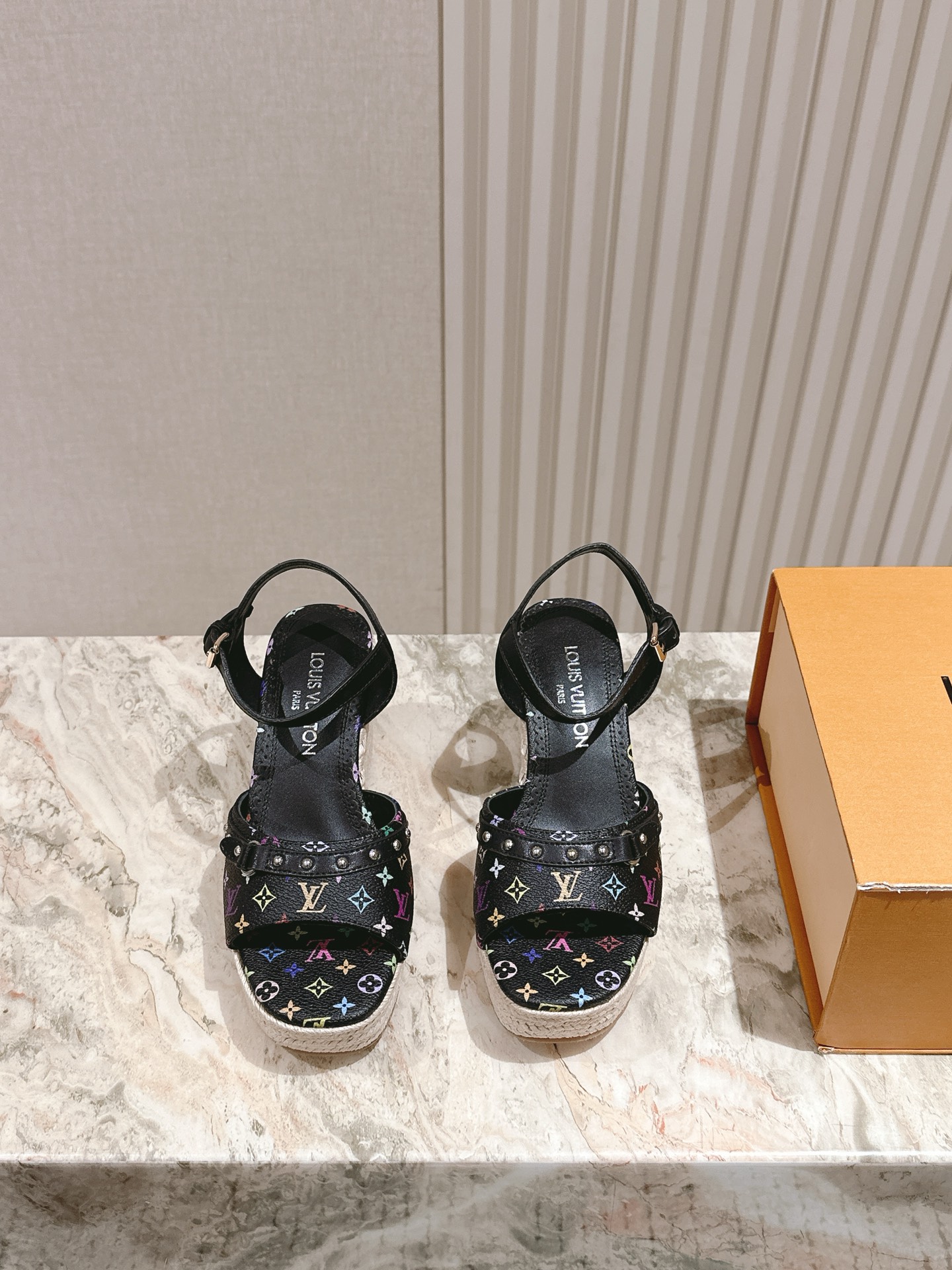 LV 루이비통 통굽 샌들 슬리퍼 신발