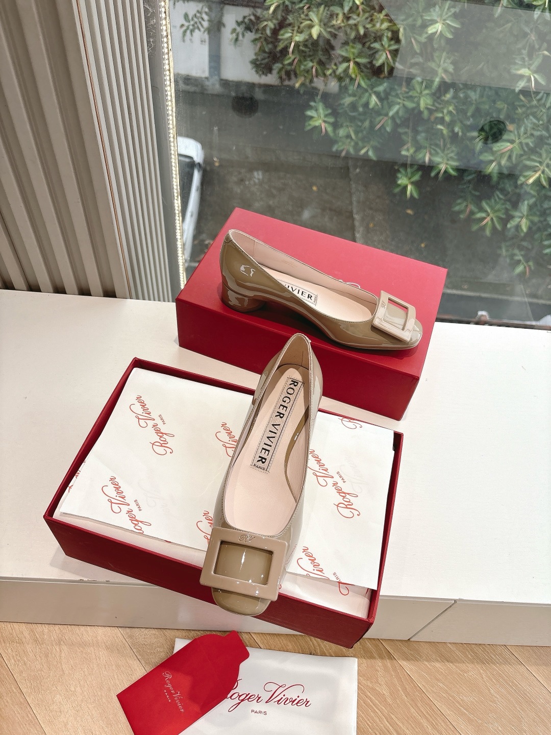 Roger Vivier RV 로저 비비에 플랫슈즈 통굽 구두 단화 신발