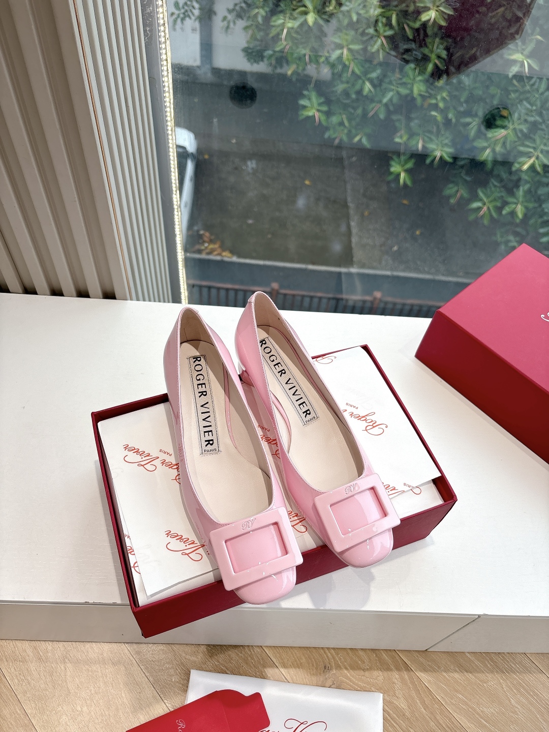 Roger Vivier RV 로저 비비에 플랫슈즈 통굽 구두 단화 신발