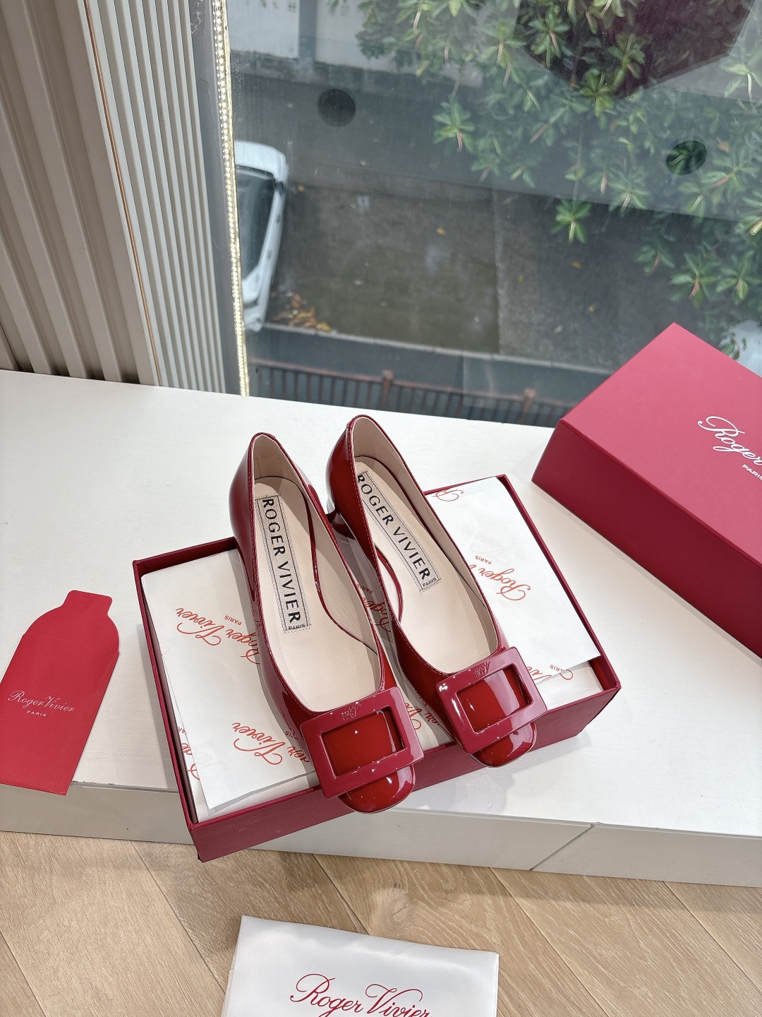 Roger Vivier RV 로저 비비에 플랫슈즈 통굽 구두 단화 신발