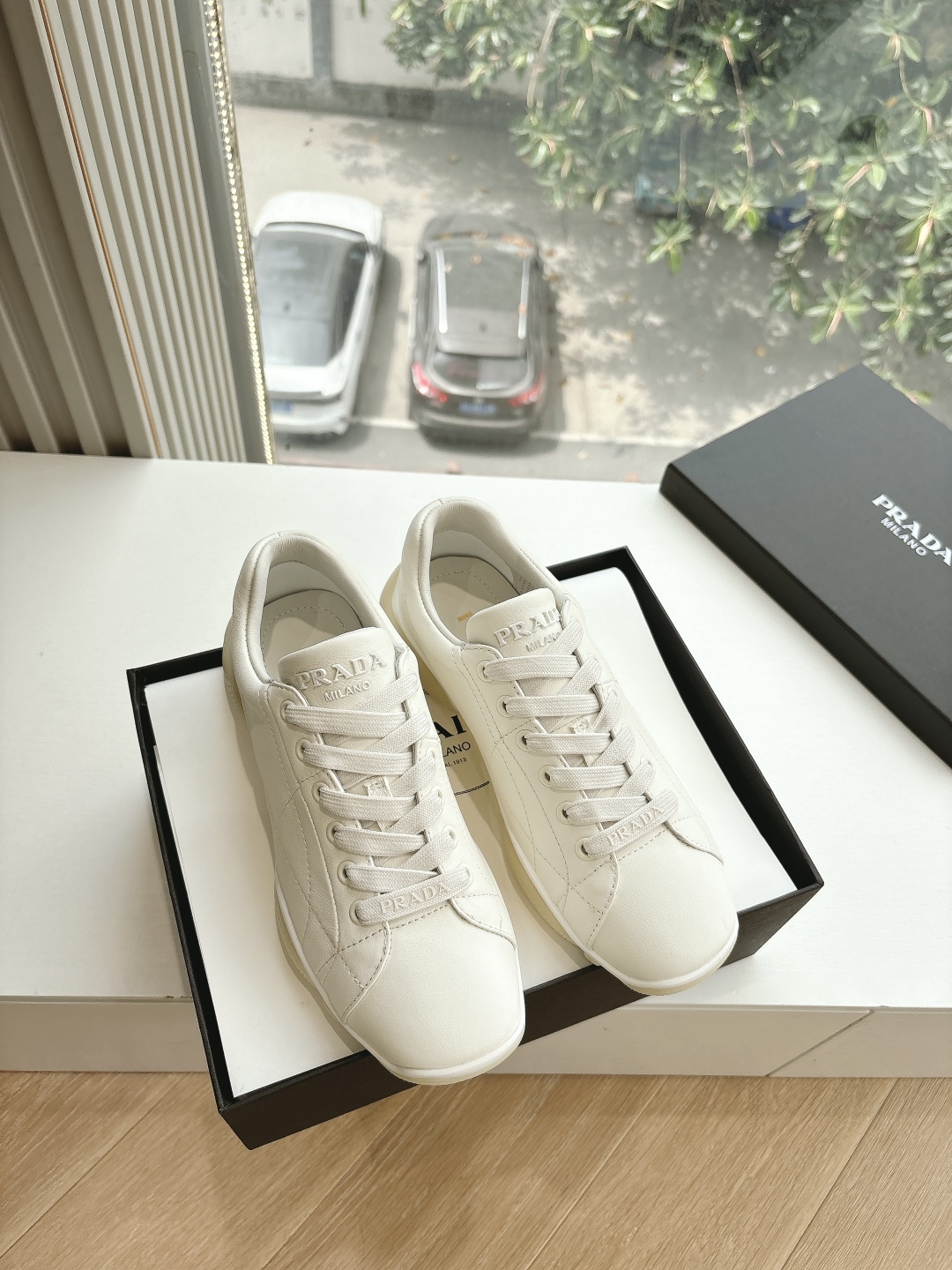 PRADA 프라다 스니커즈 트레이닝화 신발