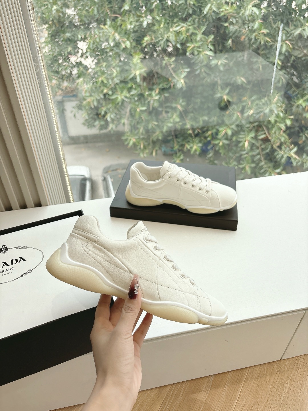 PRADA 프라다 스니커즈 트레이닝화 신발