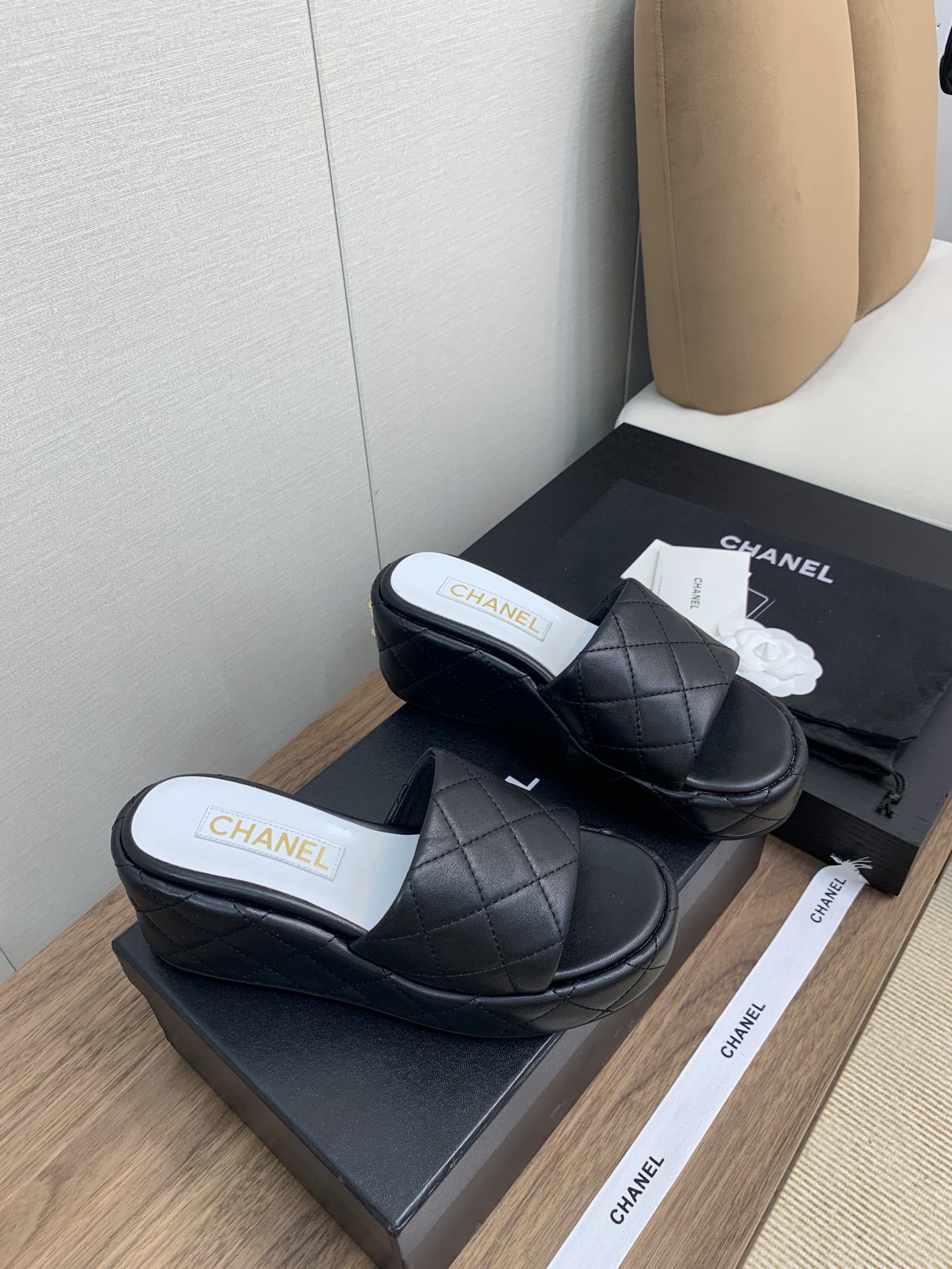 CHANEL 샤넬 통굽 슬리퍼 샌들 신발