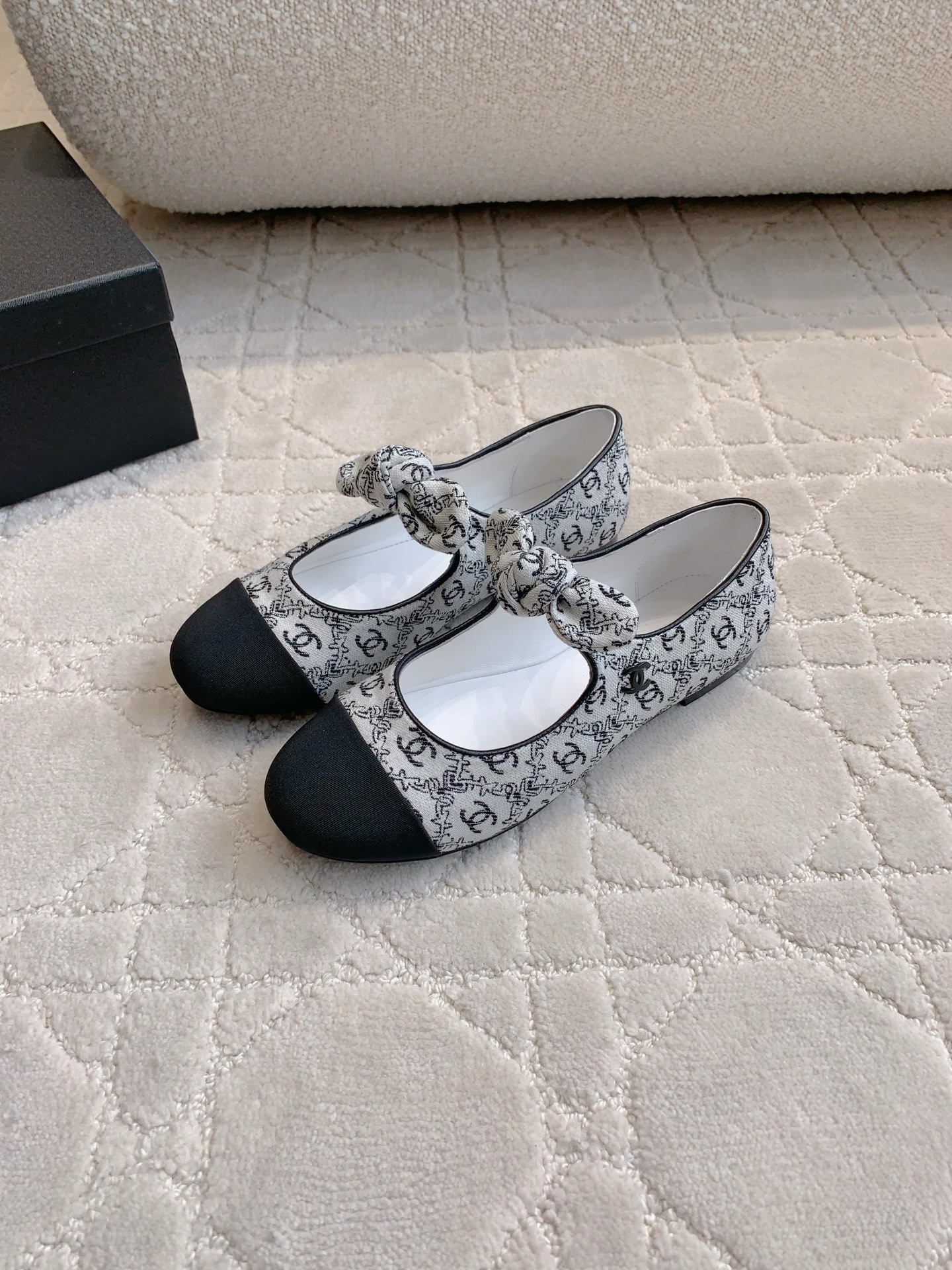 CHANEL 샤넬 플랫 슈즈 단화 신발