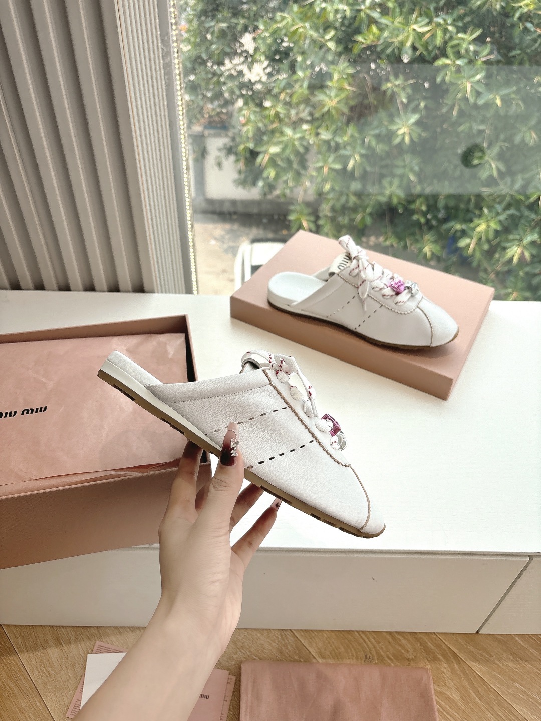 miumiu 미우미우 뮬 스니커즈 반슬리퍼 신발