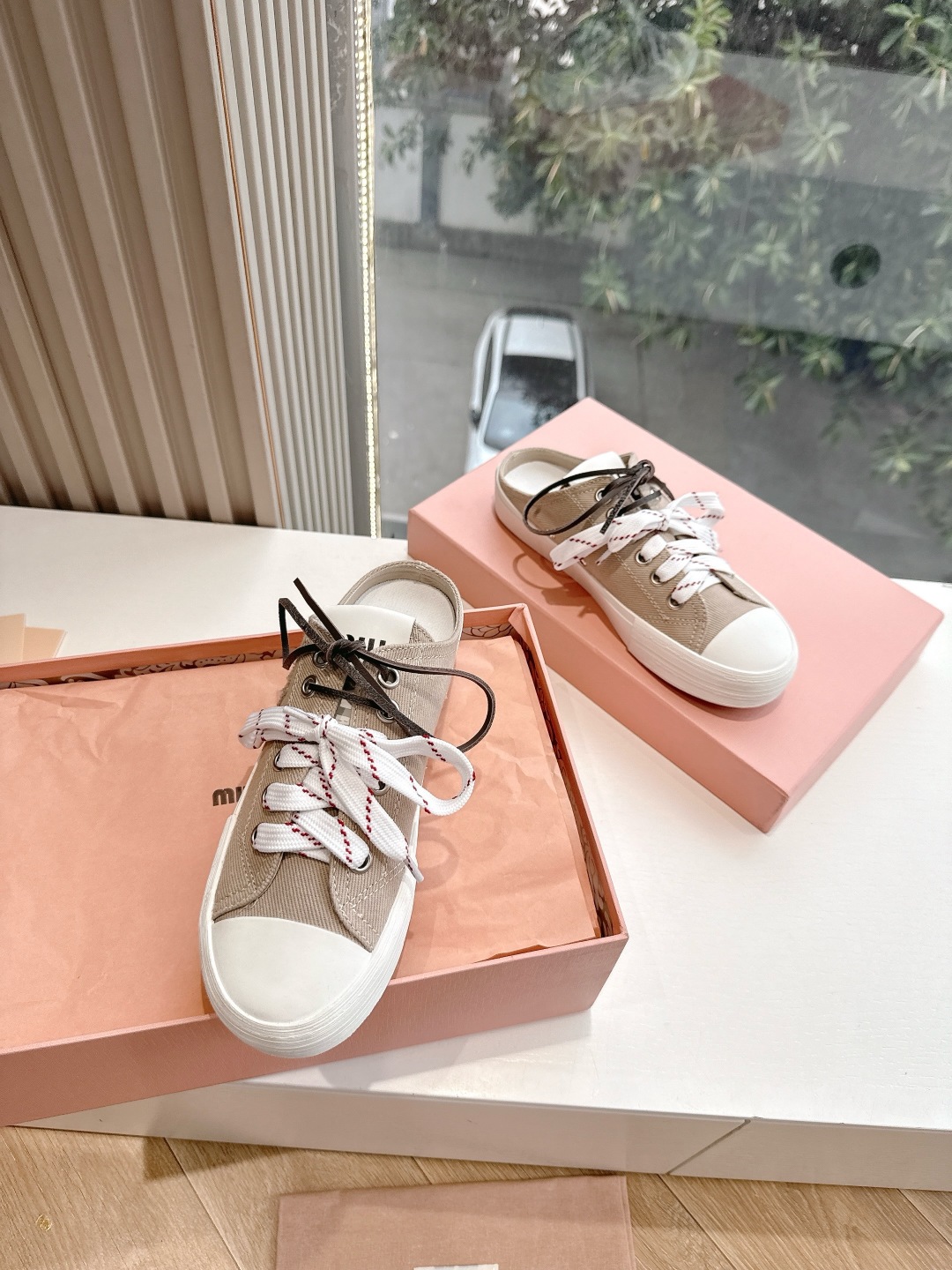 miumiu 미우미우 뮬 스니커즈 신발