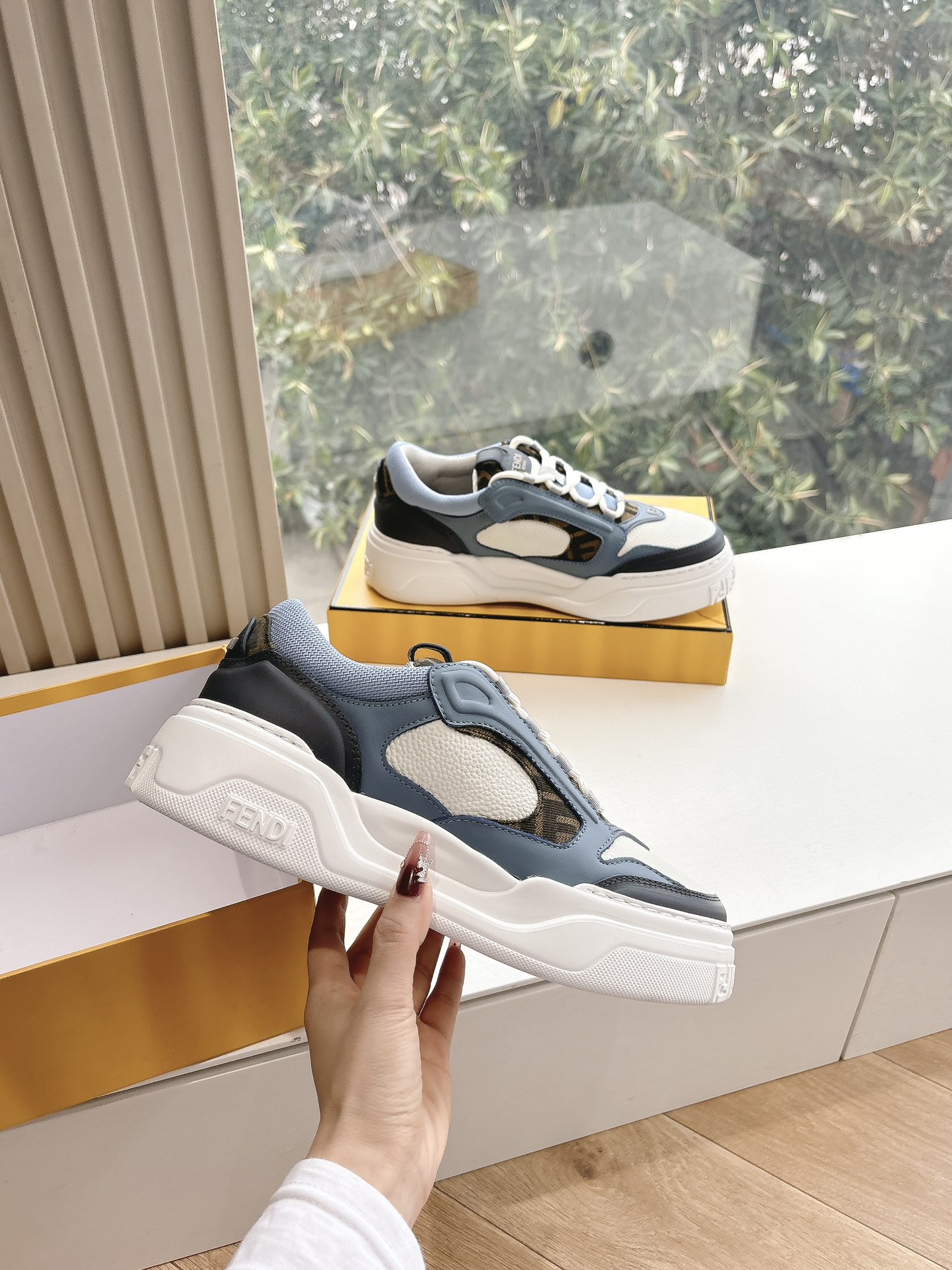 FENDI 스니커즈 운동화 신발