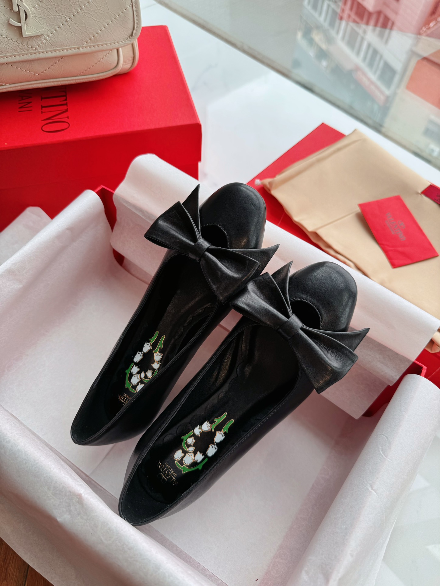 VALENTINO 발렌티노 미들 힐 구두 신발