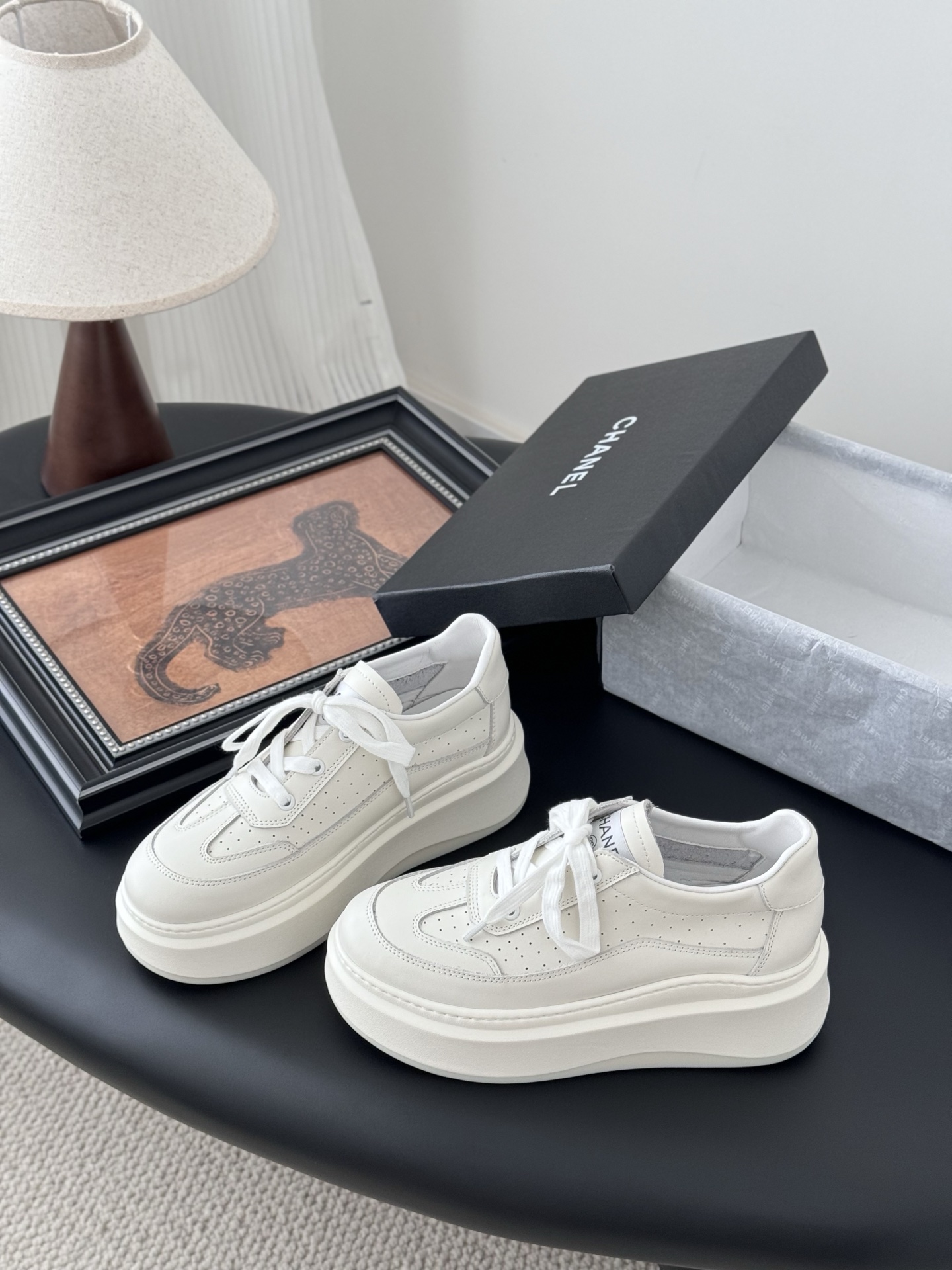 CHANEL 샤넬 스니커즈 신발