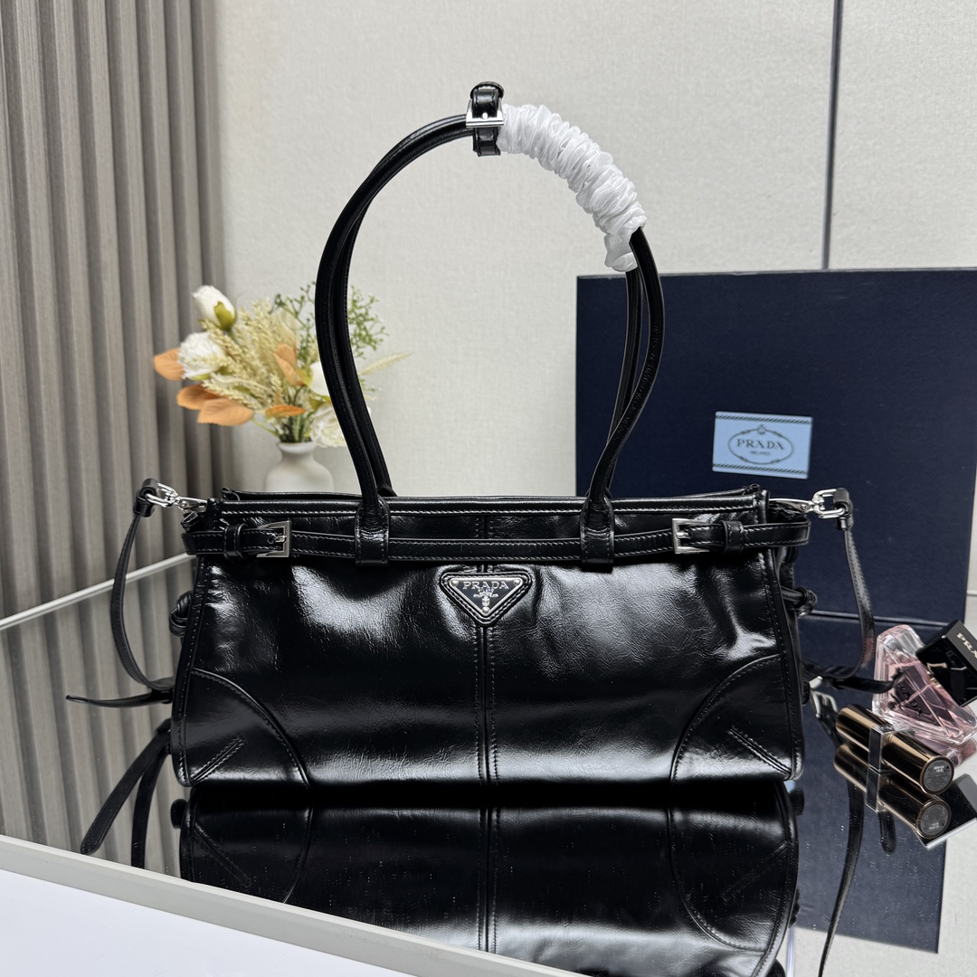 PRADA 프라다 실버 숄더백 토트백 가방