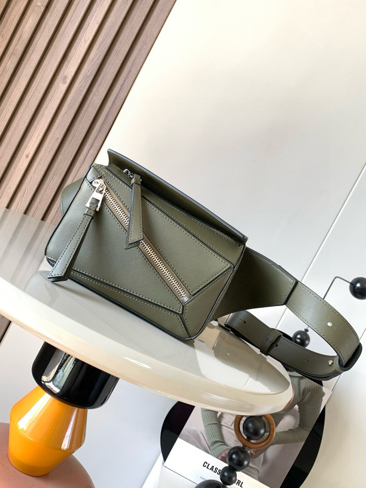 Loewe 로에베 Puzzle 퍼즐백 힙색 가방