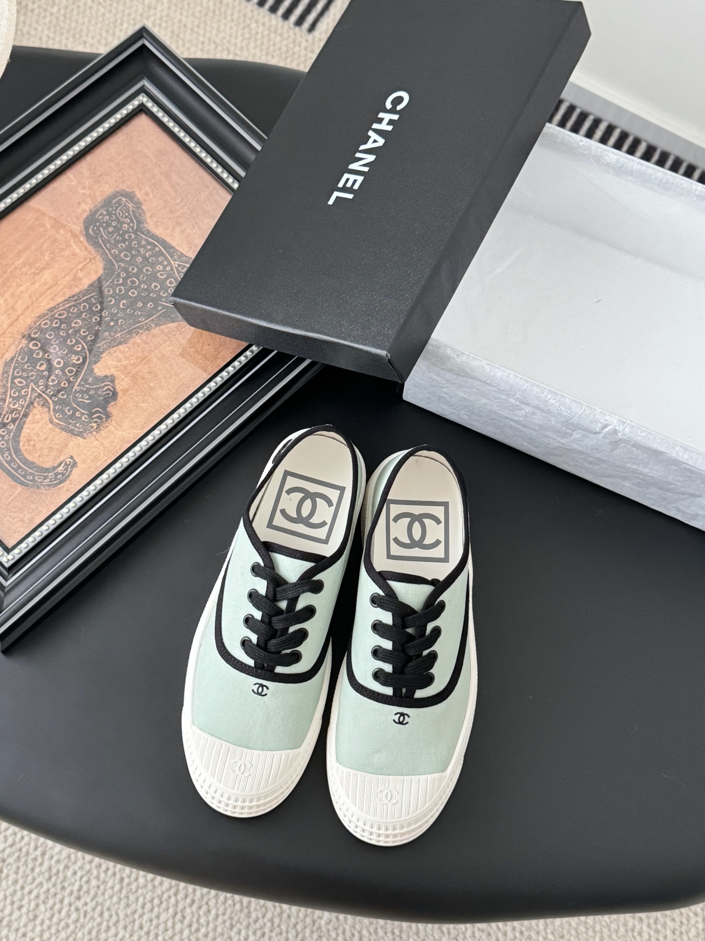 CHANEL 25C 샤넬 여성 히든 라인 캐주얼 스니커즈 신발