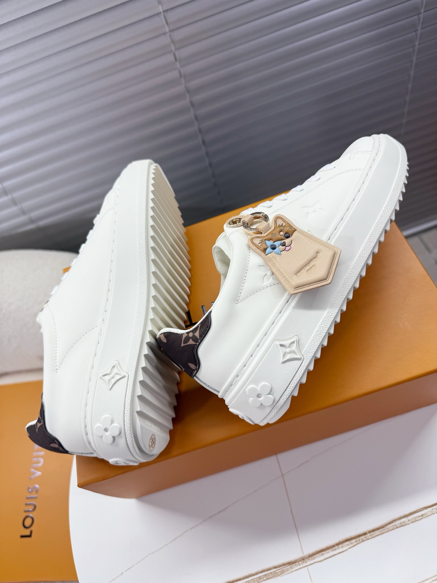 LV 루이비통 여성 스니커즈 신발