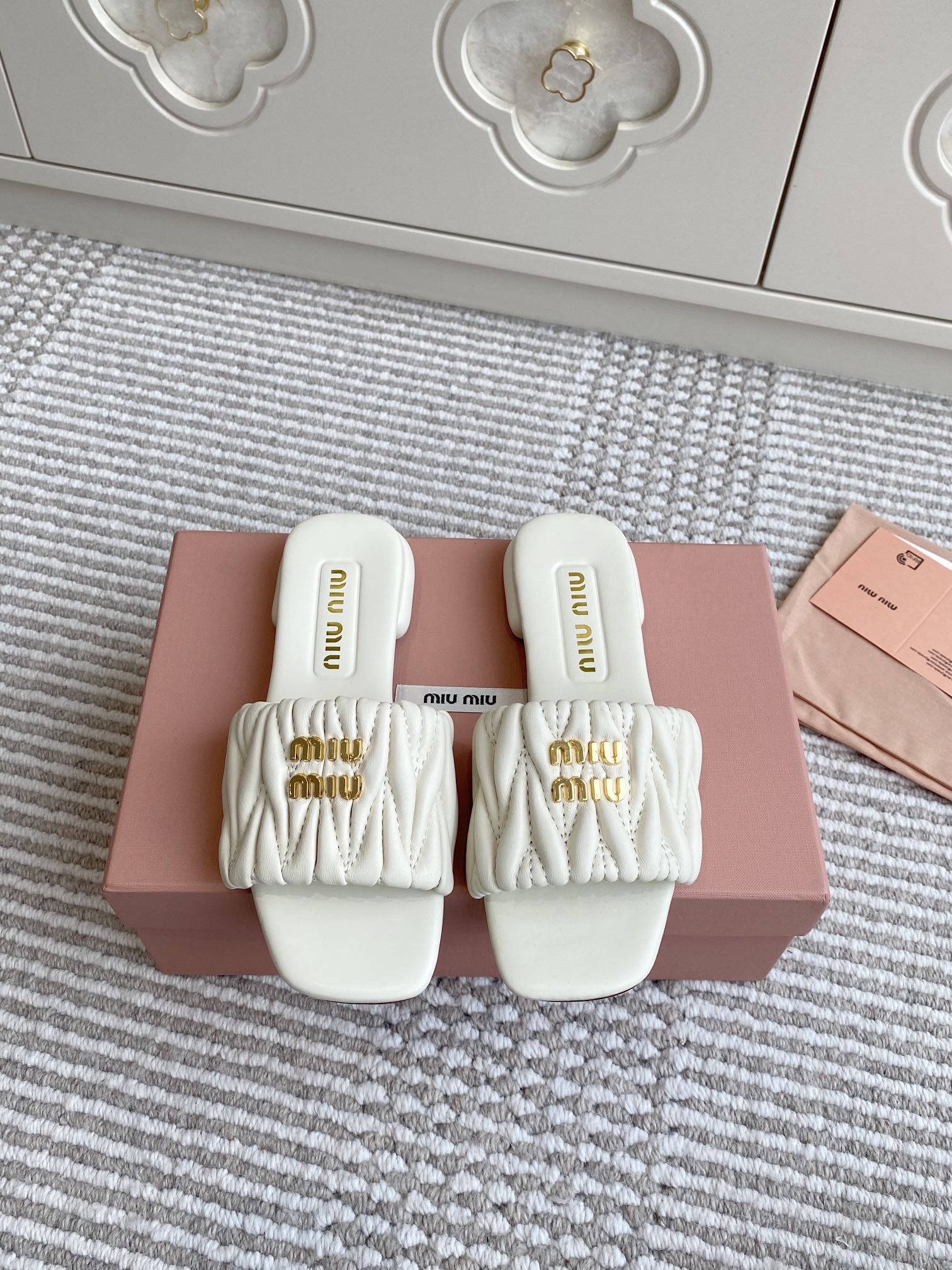 MiuMiu 미우미우 샌들 슬리퍼 신발