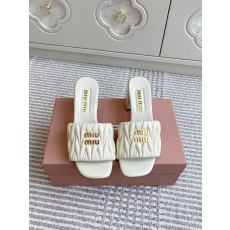 MiuMiu 미우미우 통굽 샌들 슬리퍼 신발