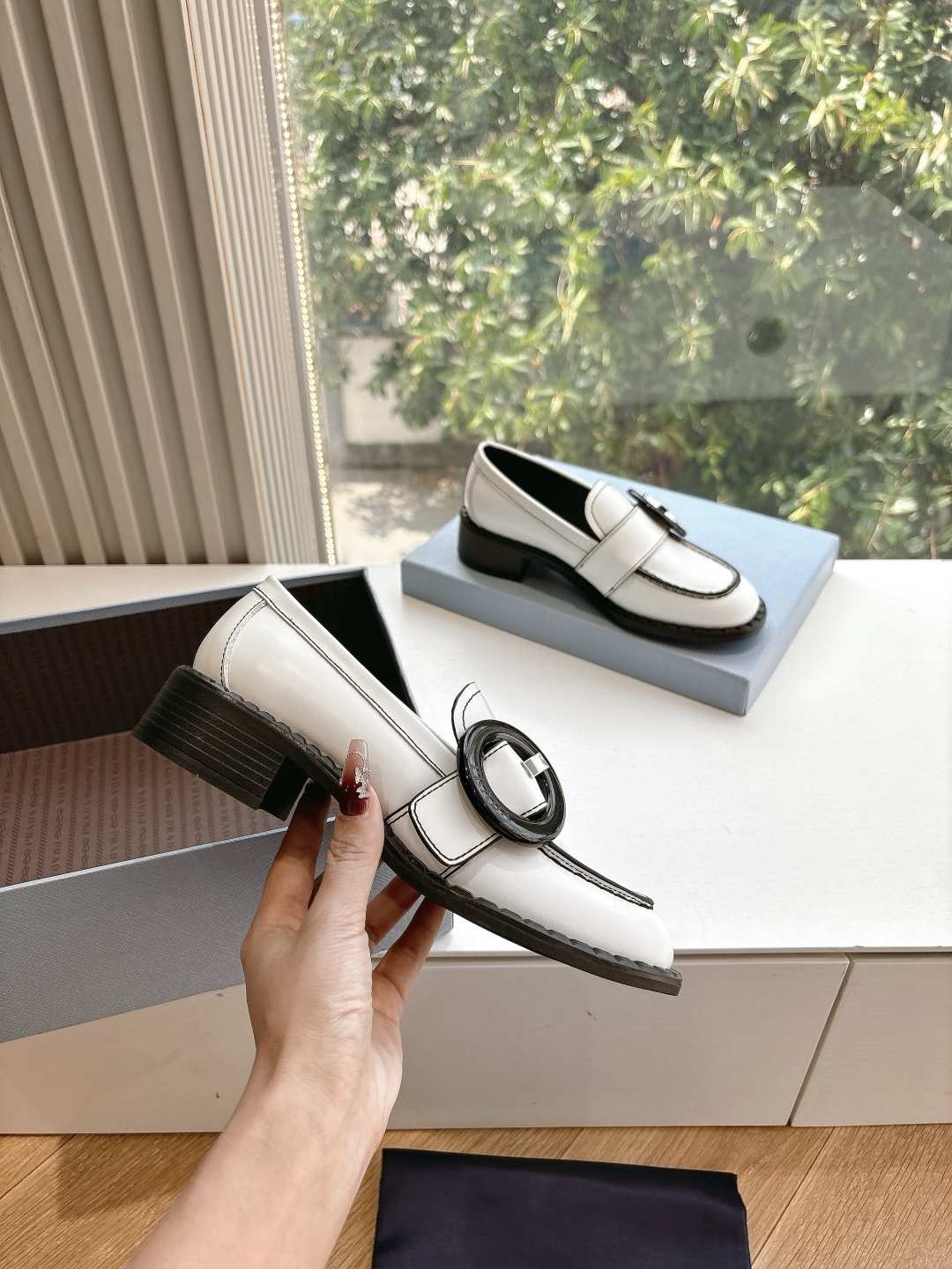 PRADA 프라다 로퍼 플랫 슈즈 구두 신발