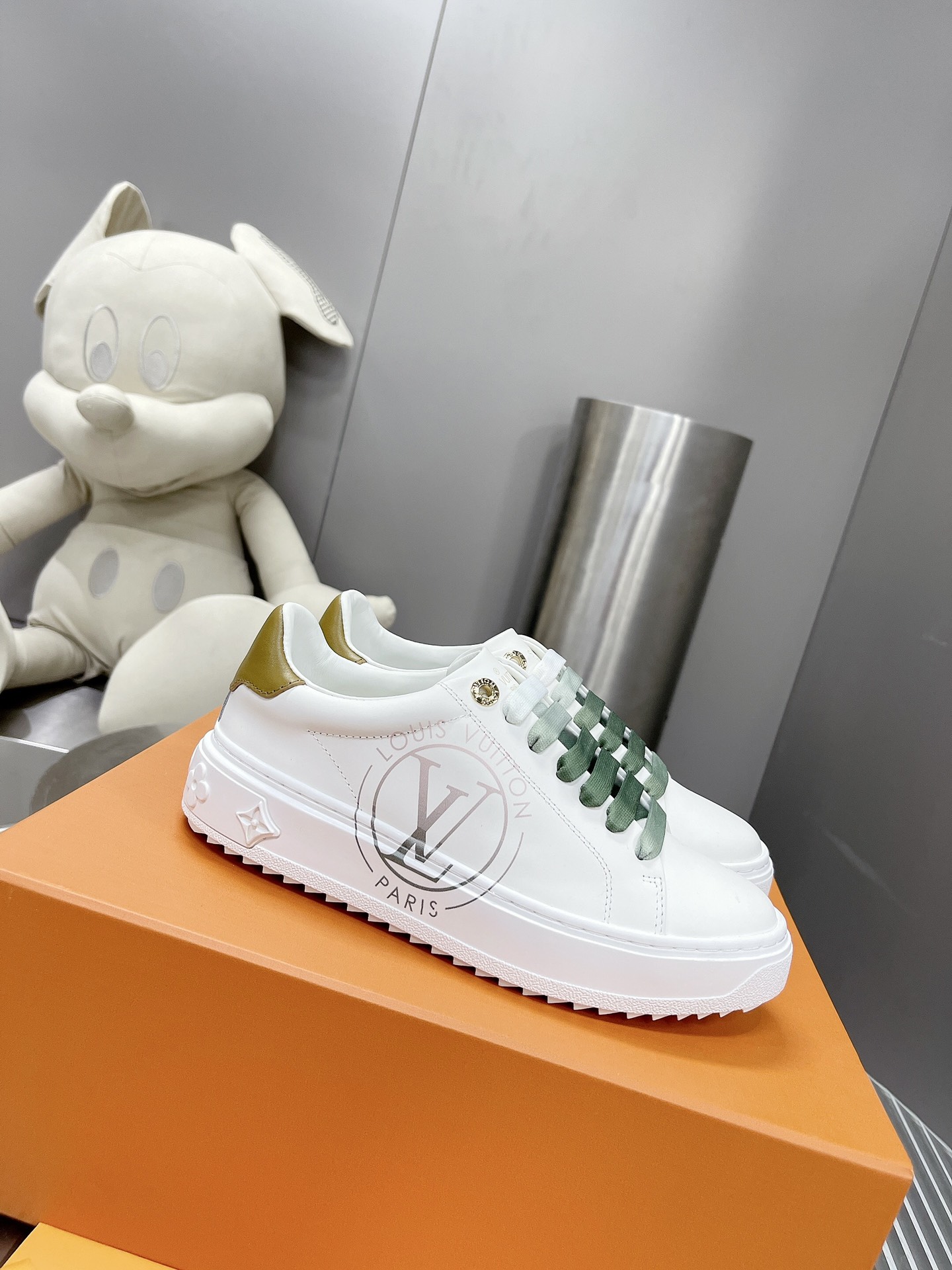 Louis Vuitton LV 루이비통 스니커즈 신발